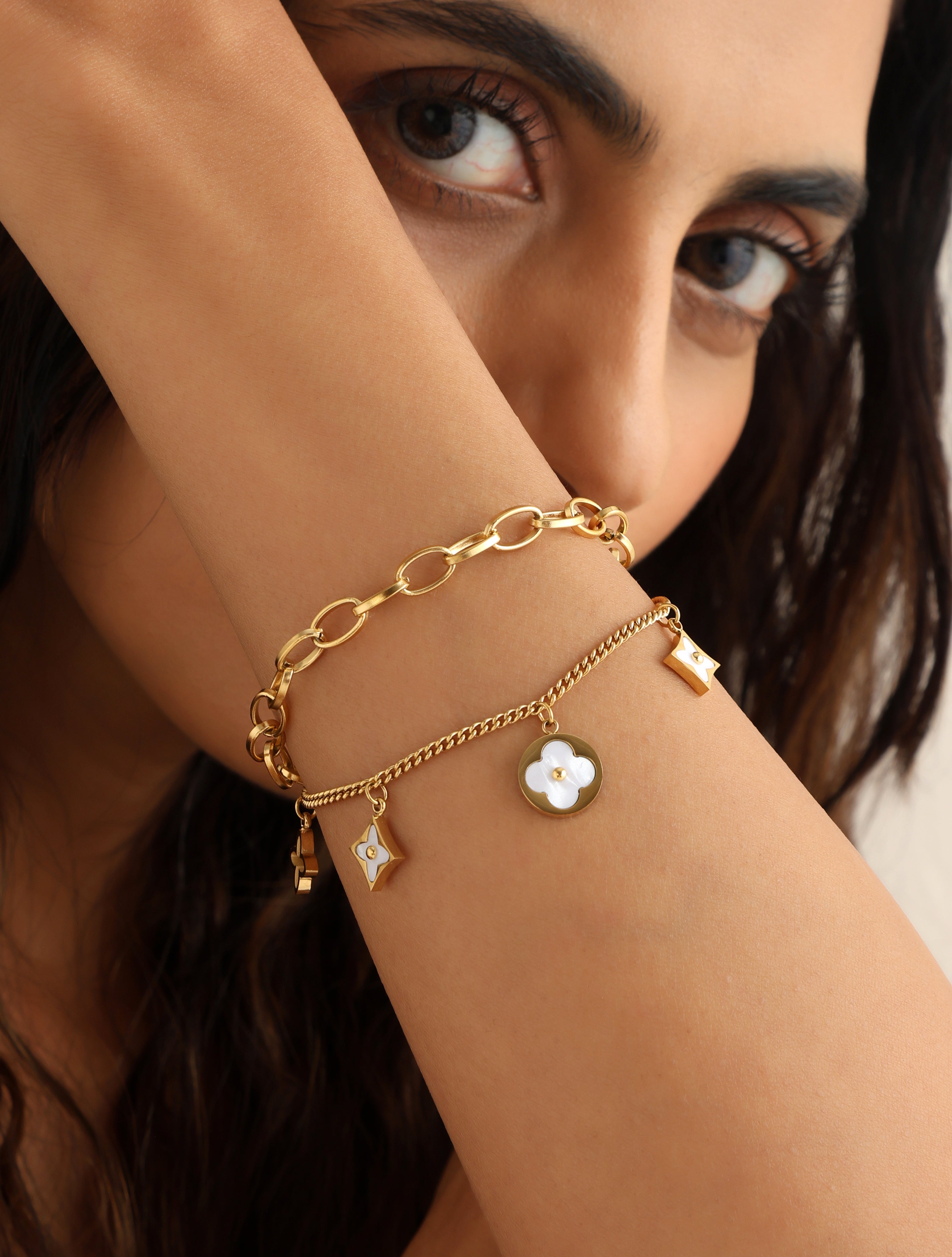 Layered Bay Clover Bracelet