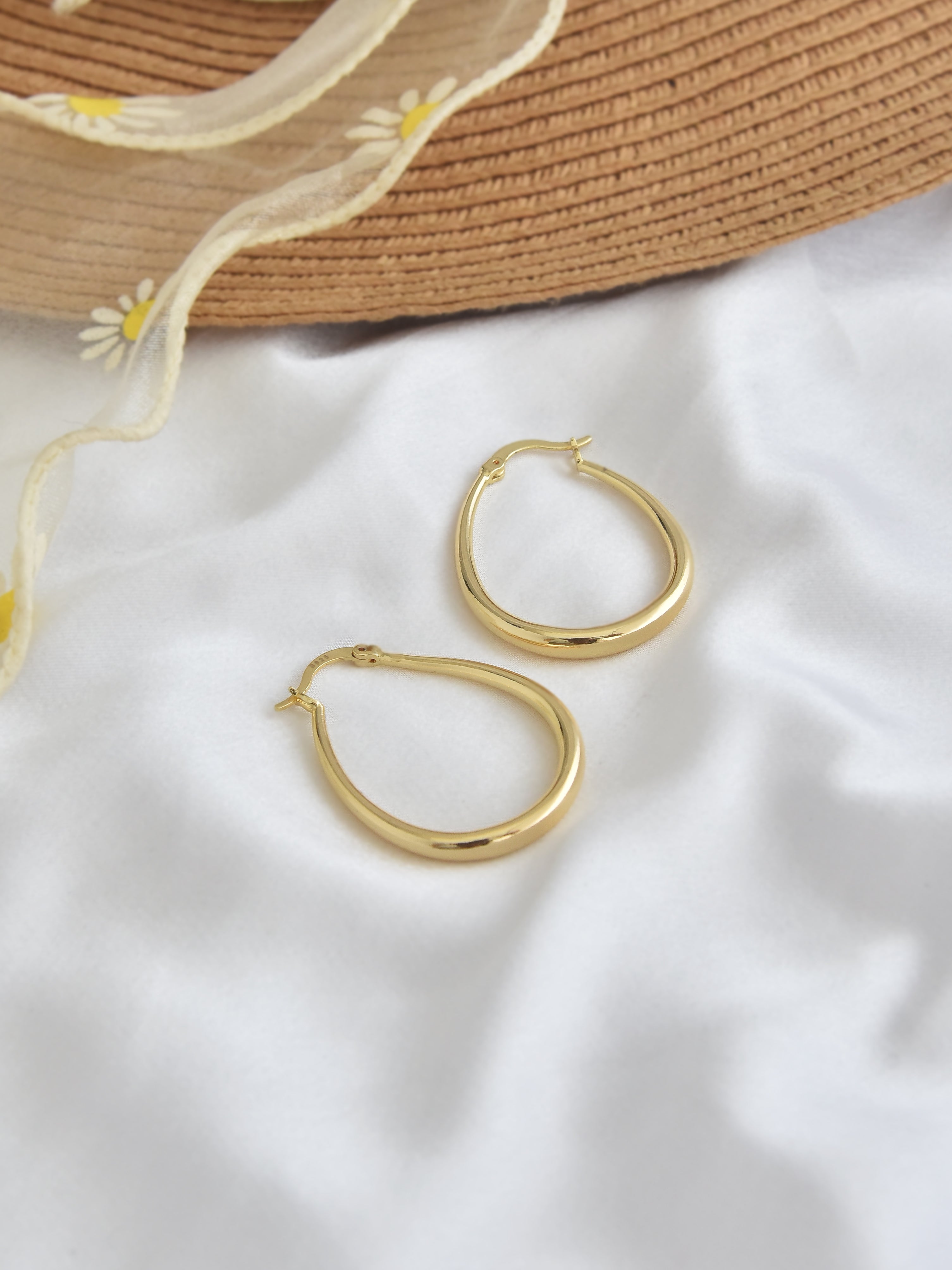 Klissaa Classic Oval Danglers