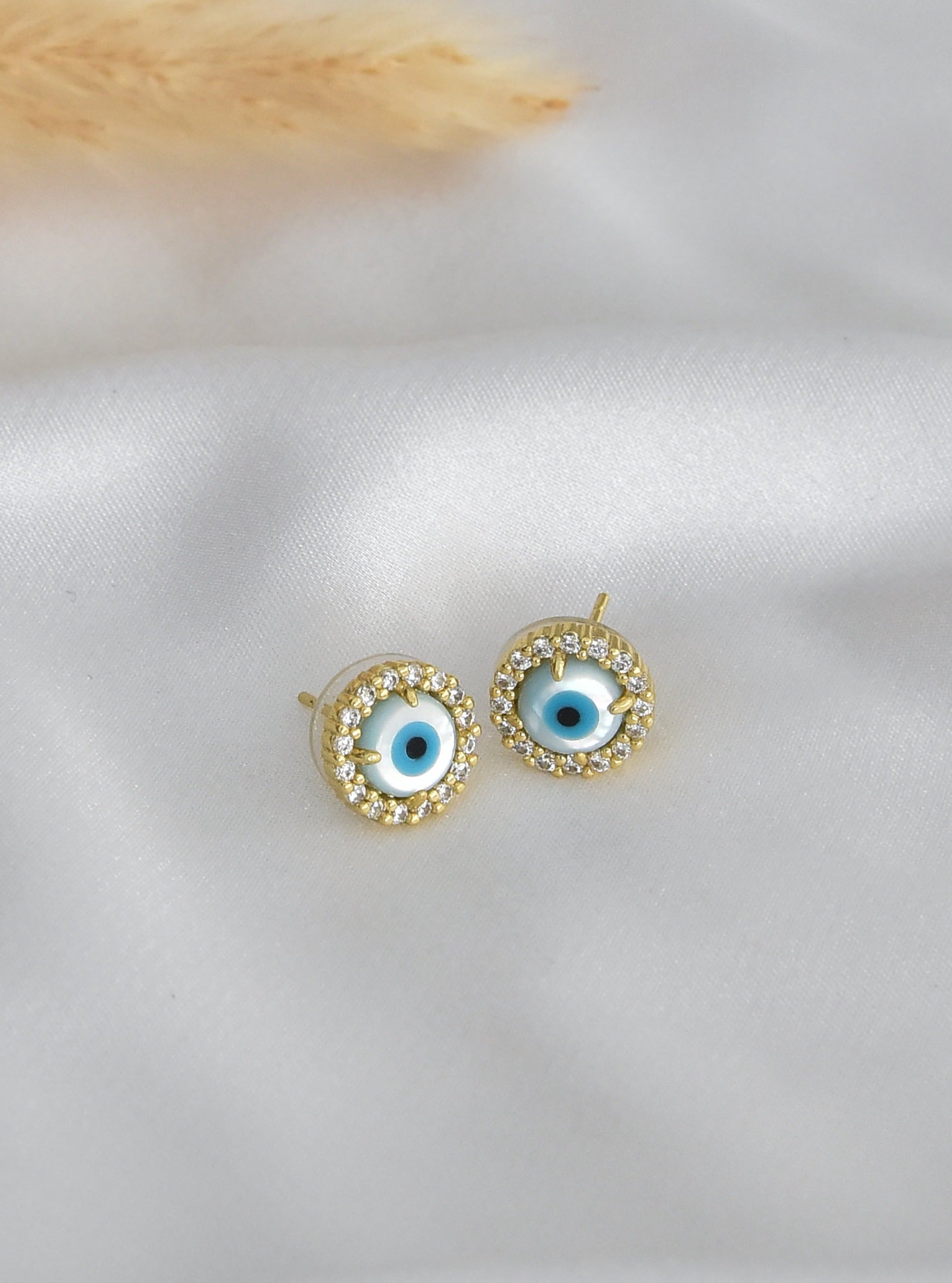 Amore Evil Eye Stud