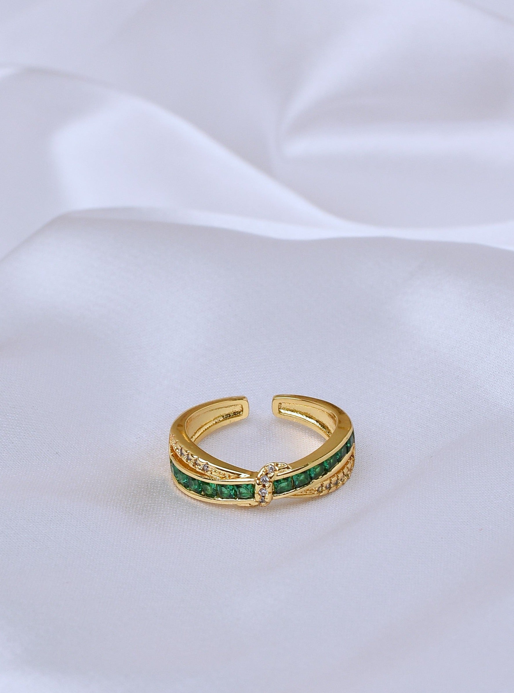 Elina Green Zirconia Band