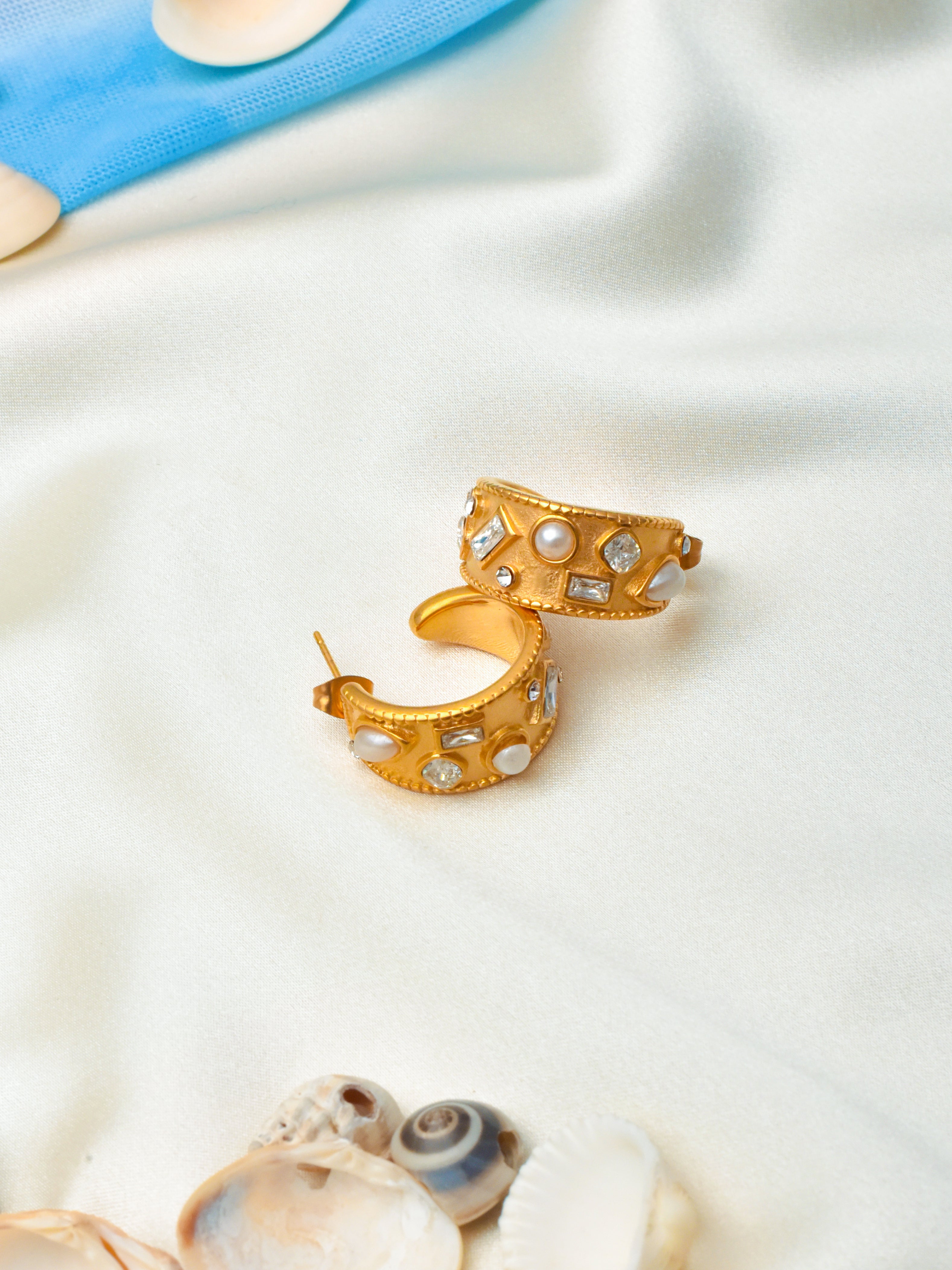 Bingin Pearl Hoops