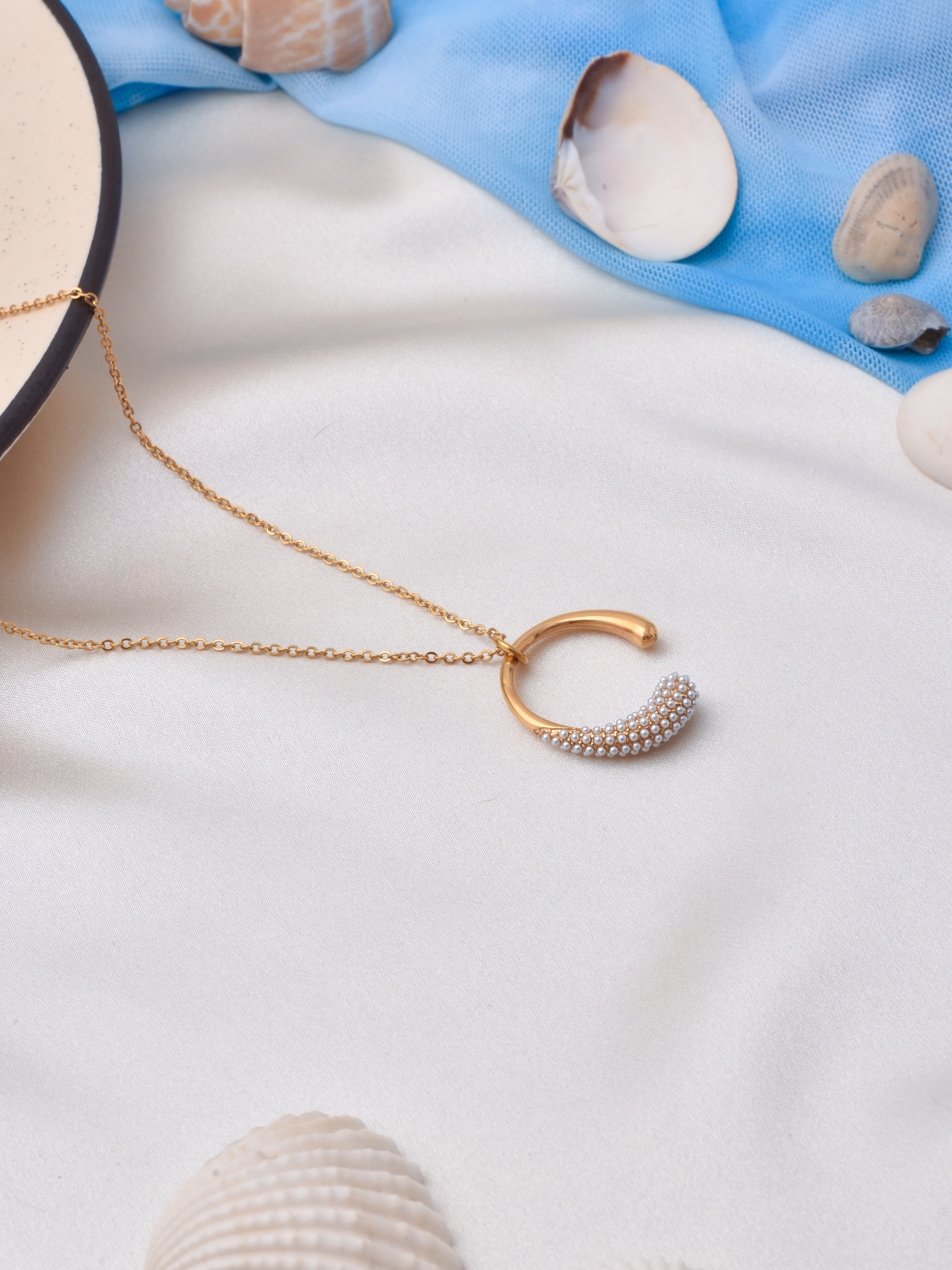 Maniihi Waterproof Necklace