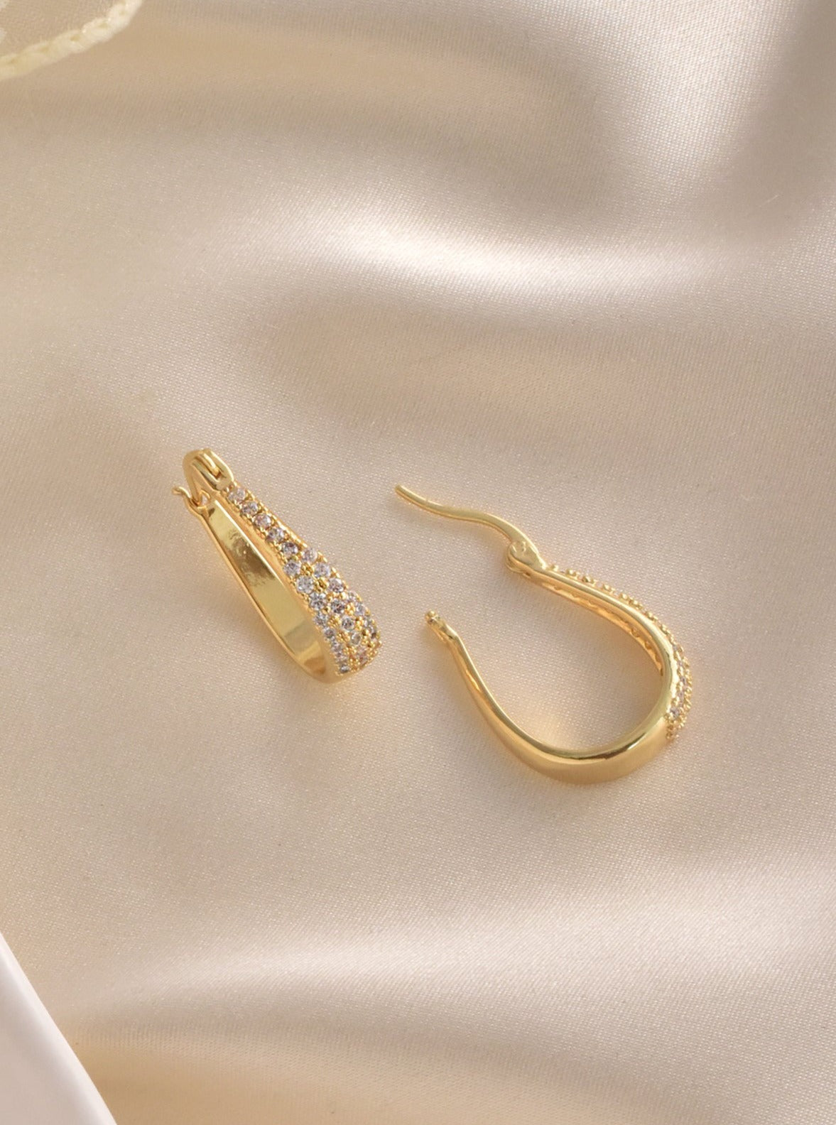 Sculpted Hoop Earrings