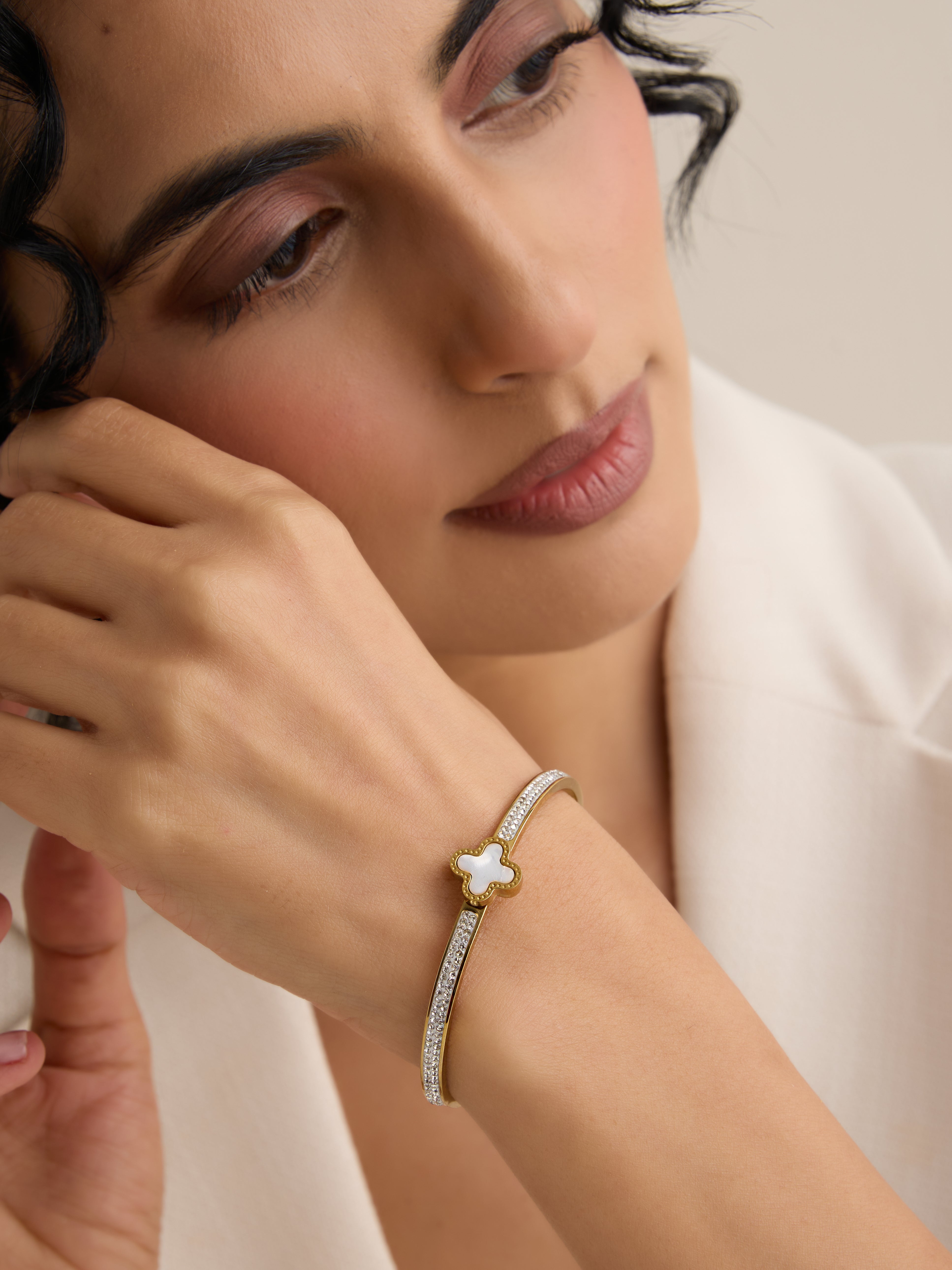 Clover Bling Cuff