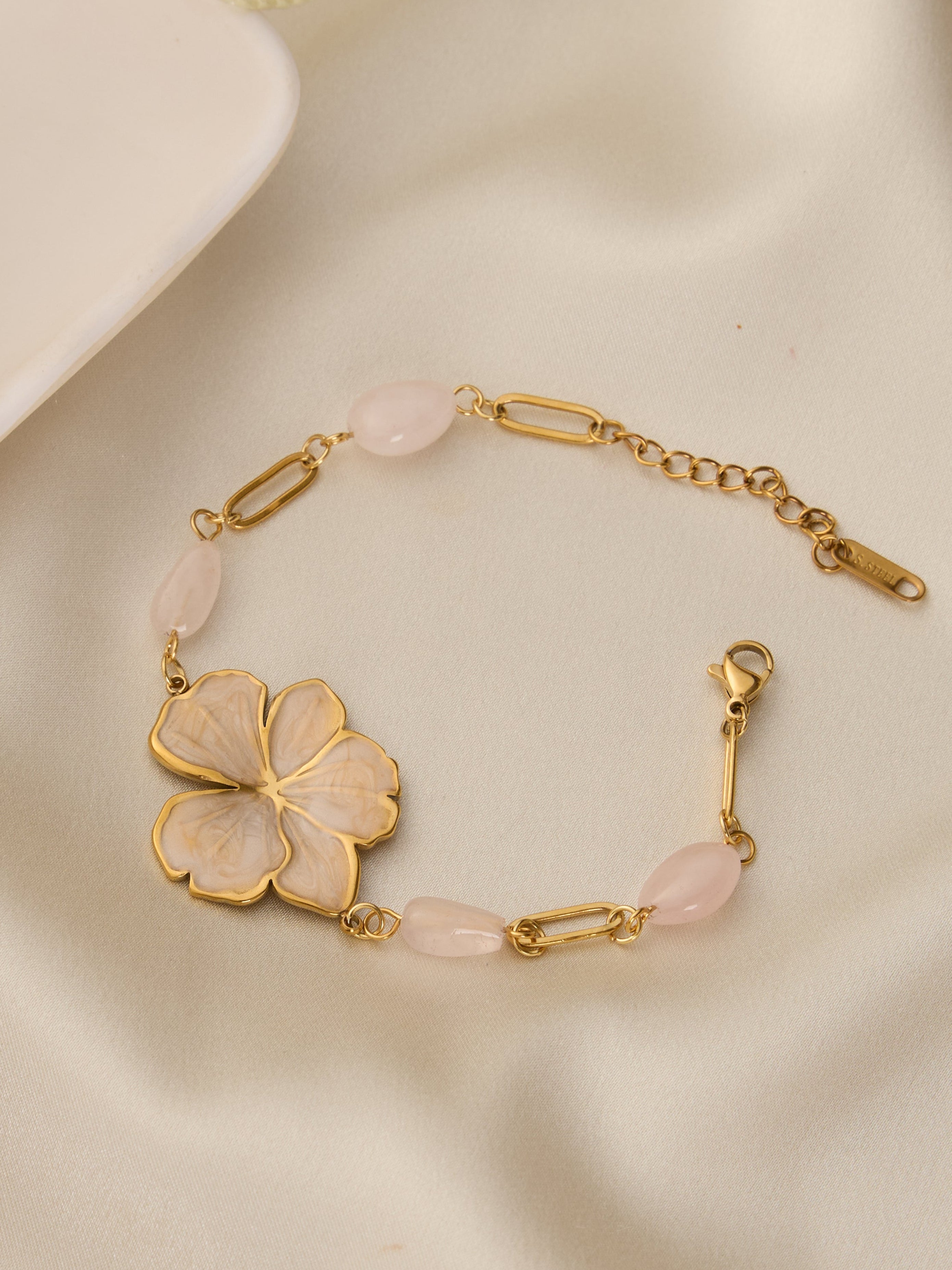 Natural Stones Daisy Bracelet