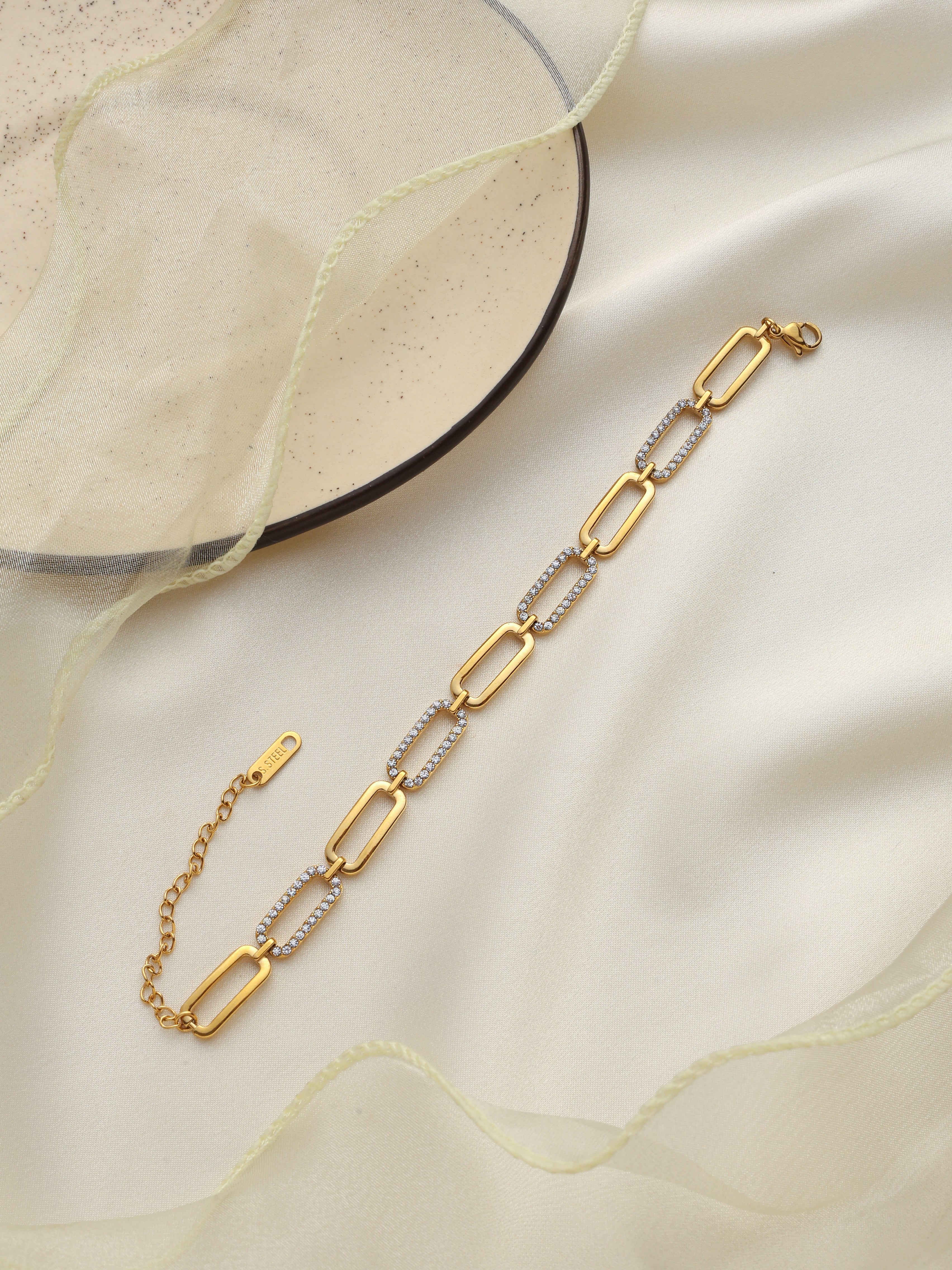 Elizabeth Link Bracelet