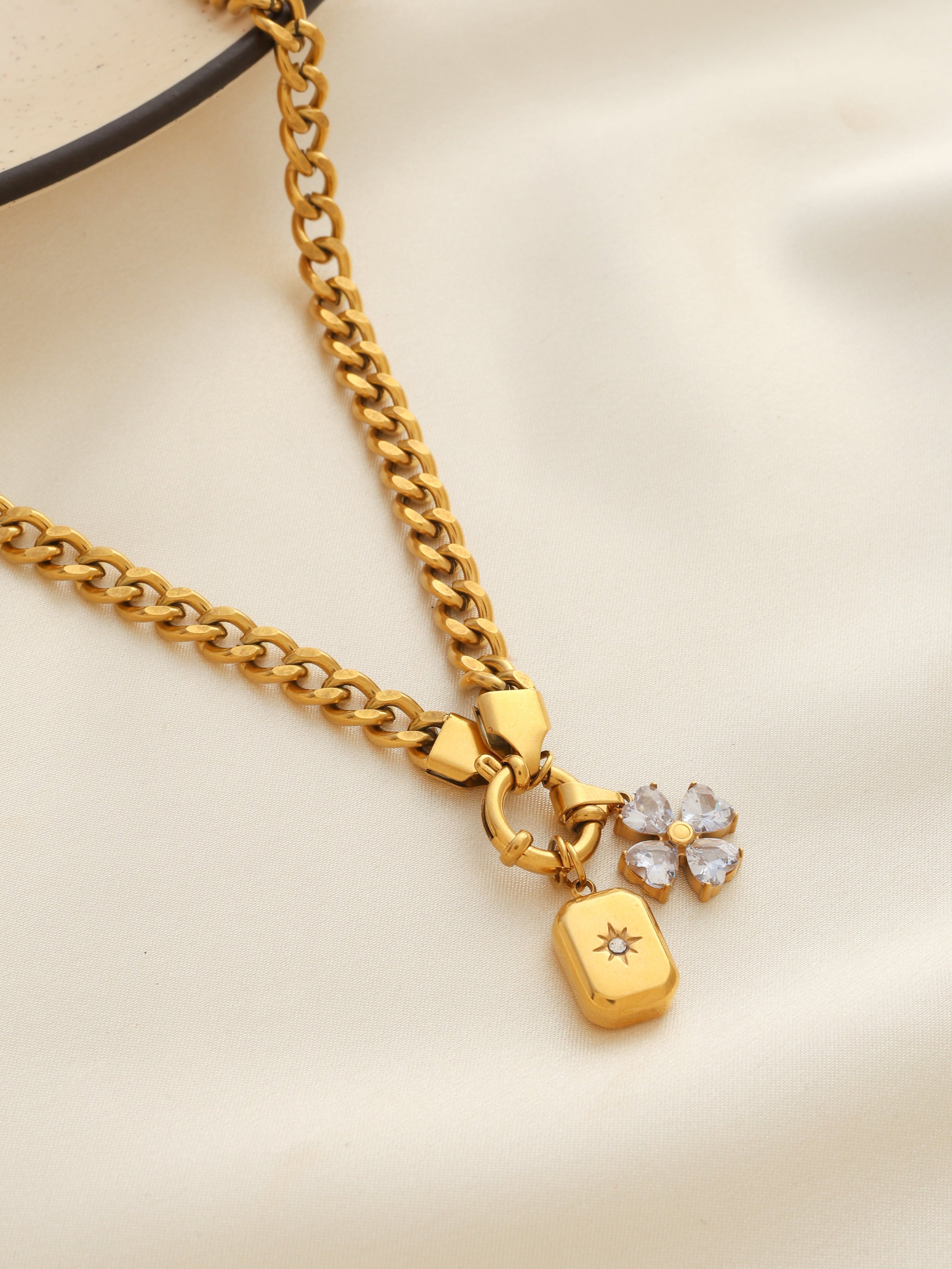 Statement Clover Star Necklace