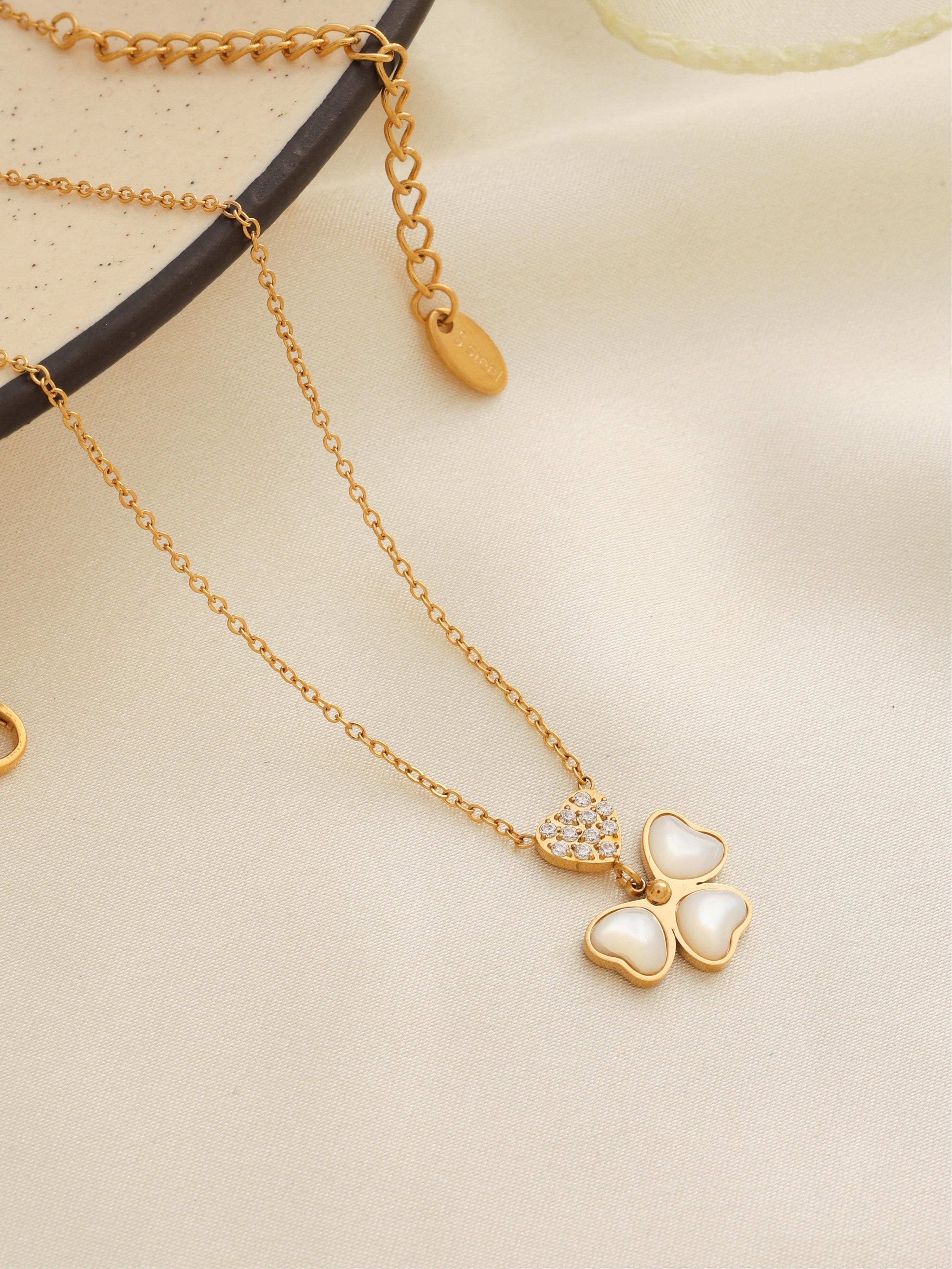 Clover Hearts Necklace