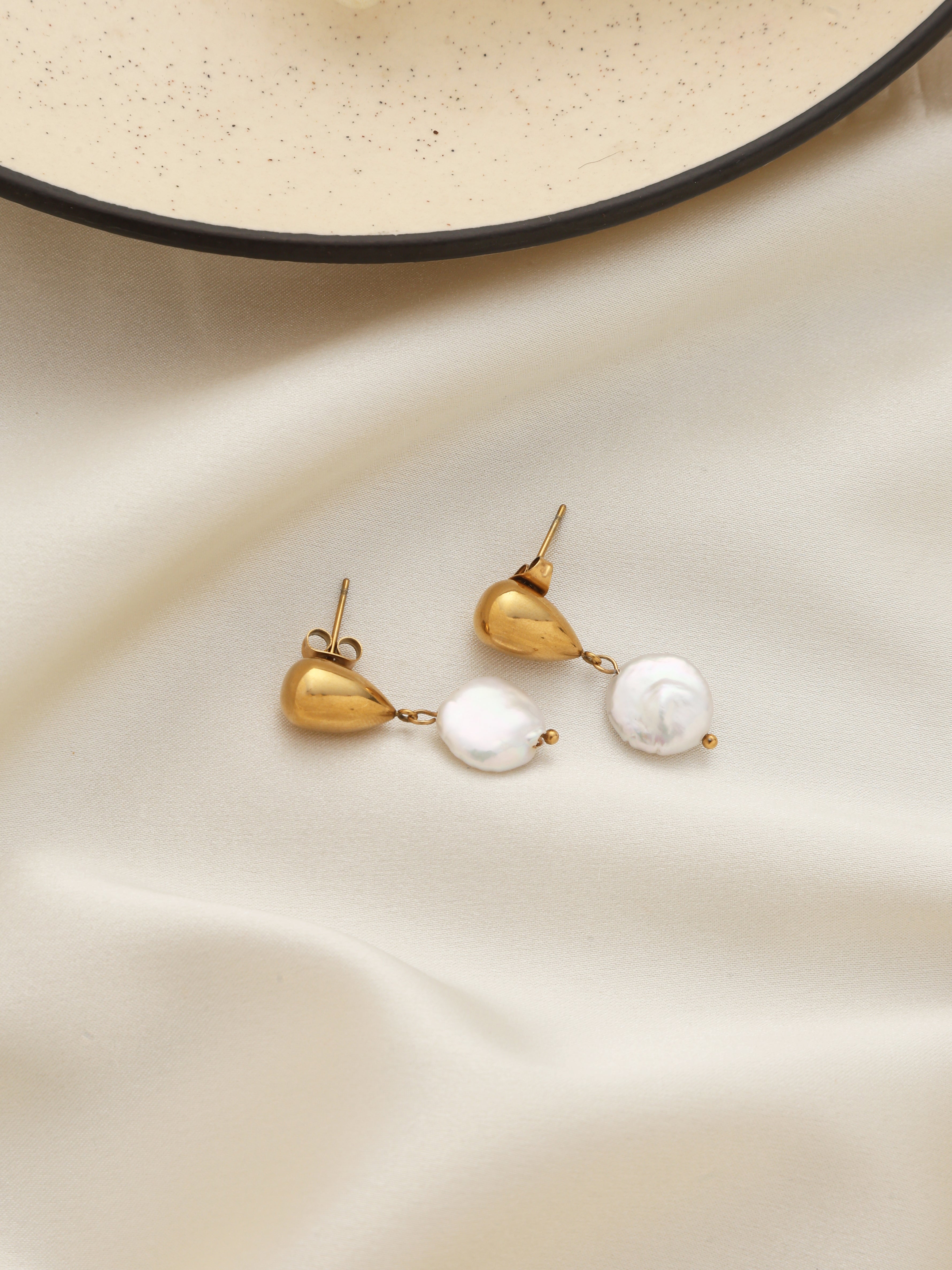 Fresh Water Pearl Drops