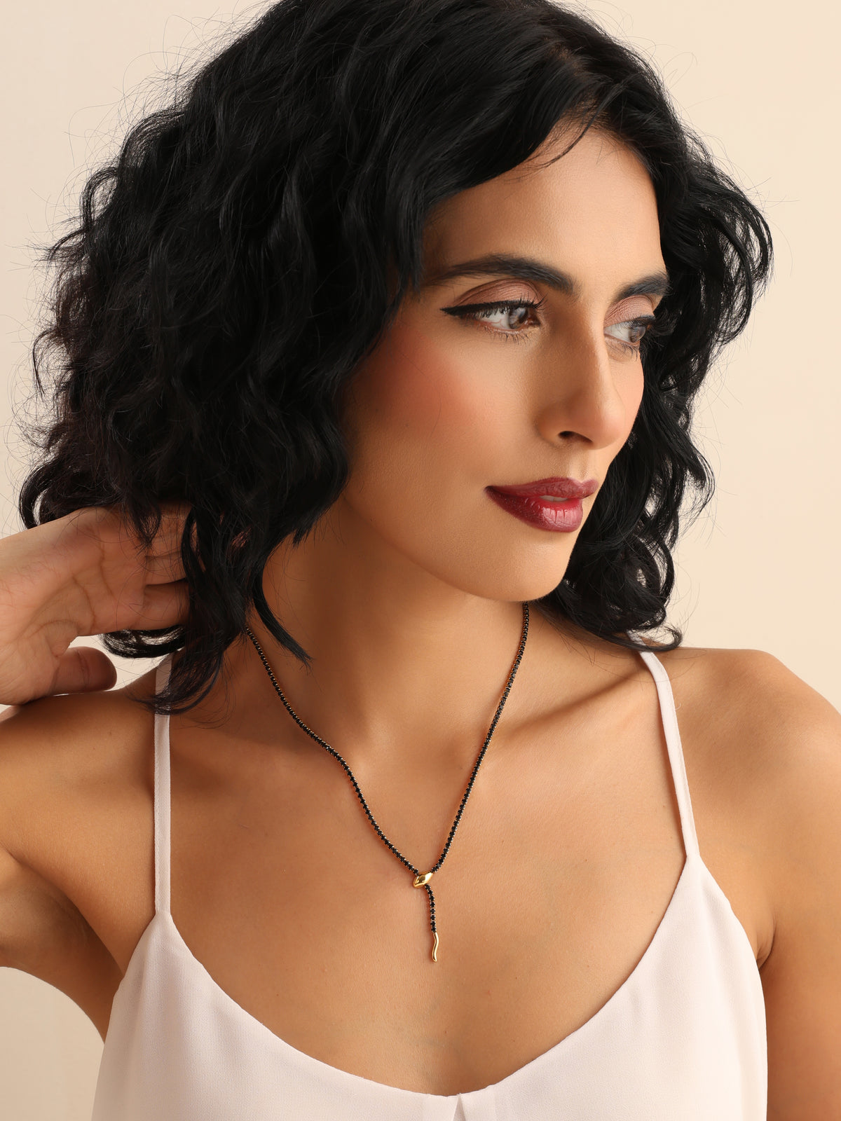 Black Radiance Snake Necklace
