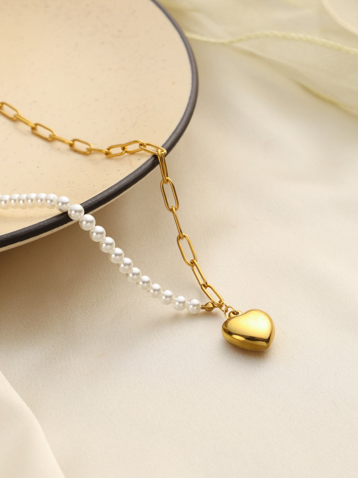 waterproof pearl necklace