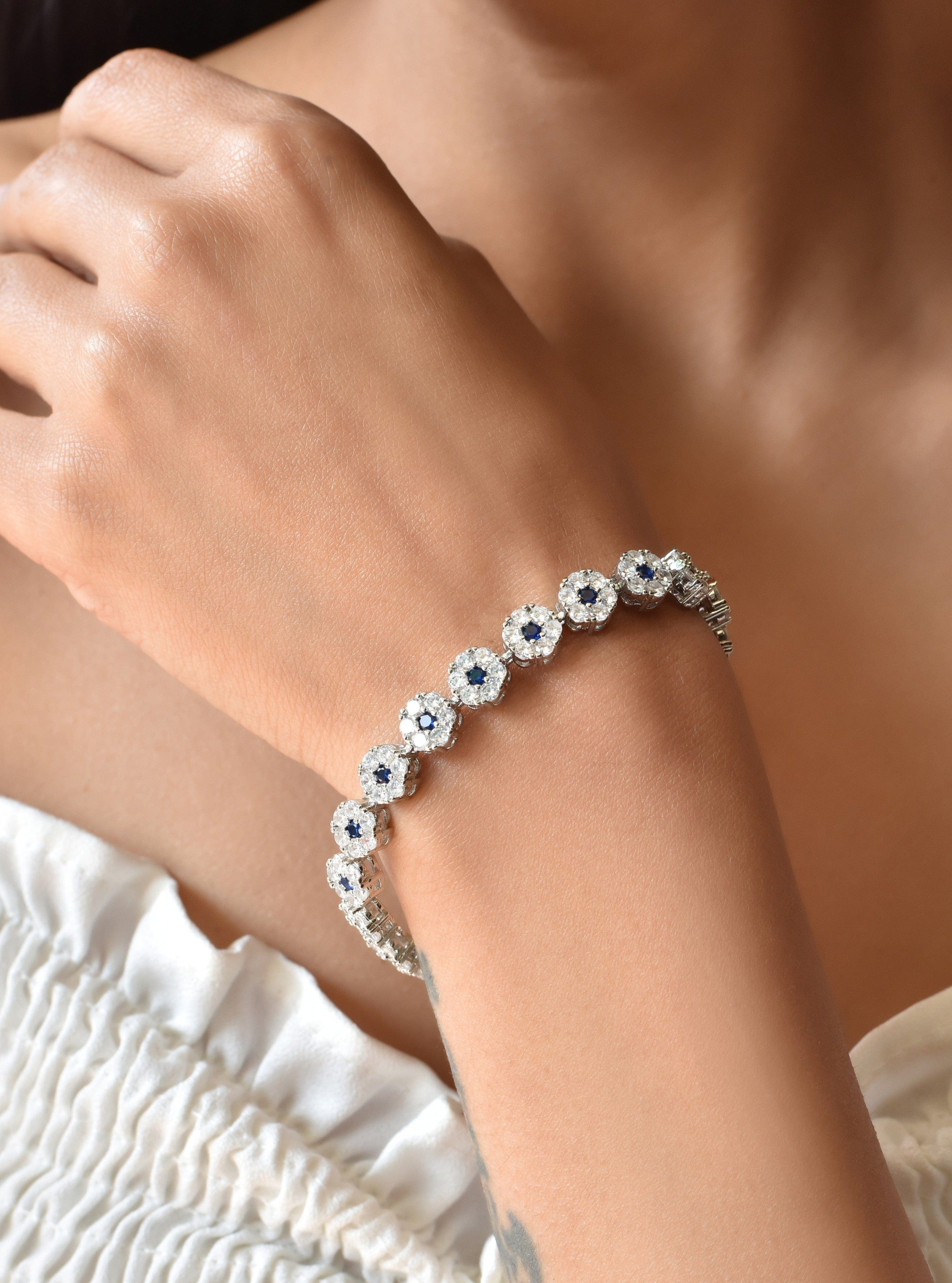 Klissaa bracelet Floral Zirconia Tennis Bracelet