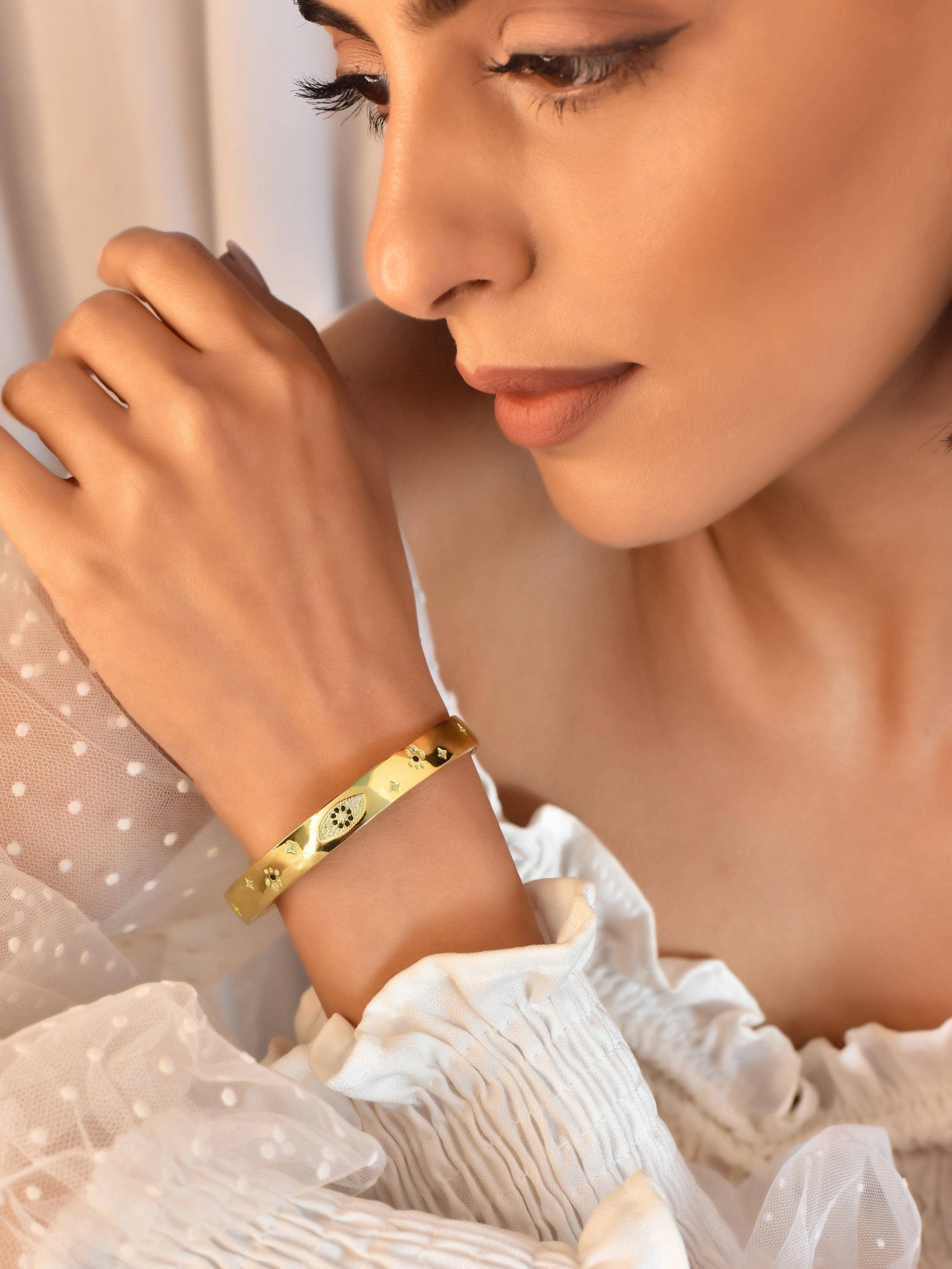 Klissaa bracelet The Statement Maker Eye Cuff Bangle