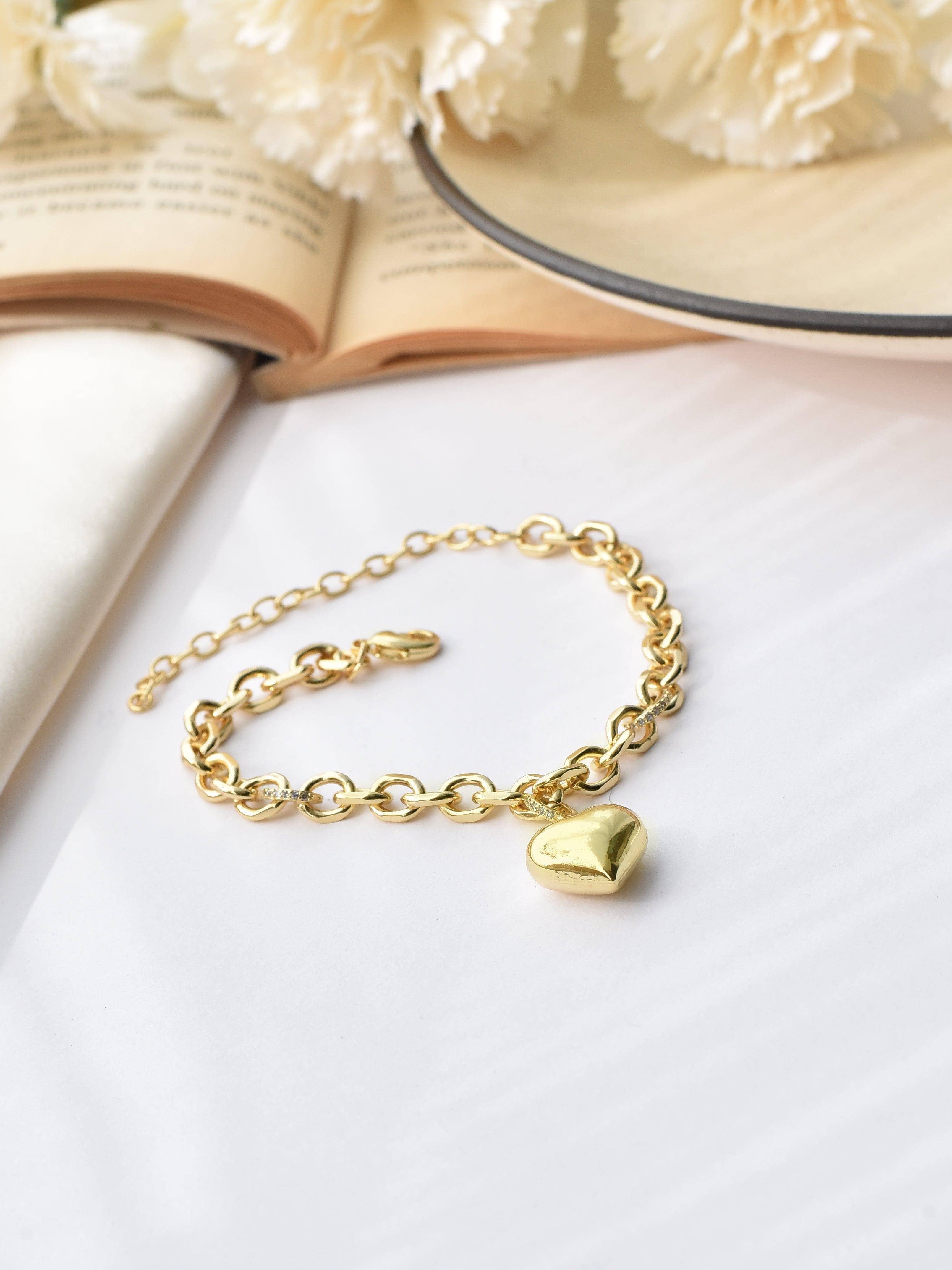 Klissaa Bracelets Golden Heart Bracelet