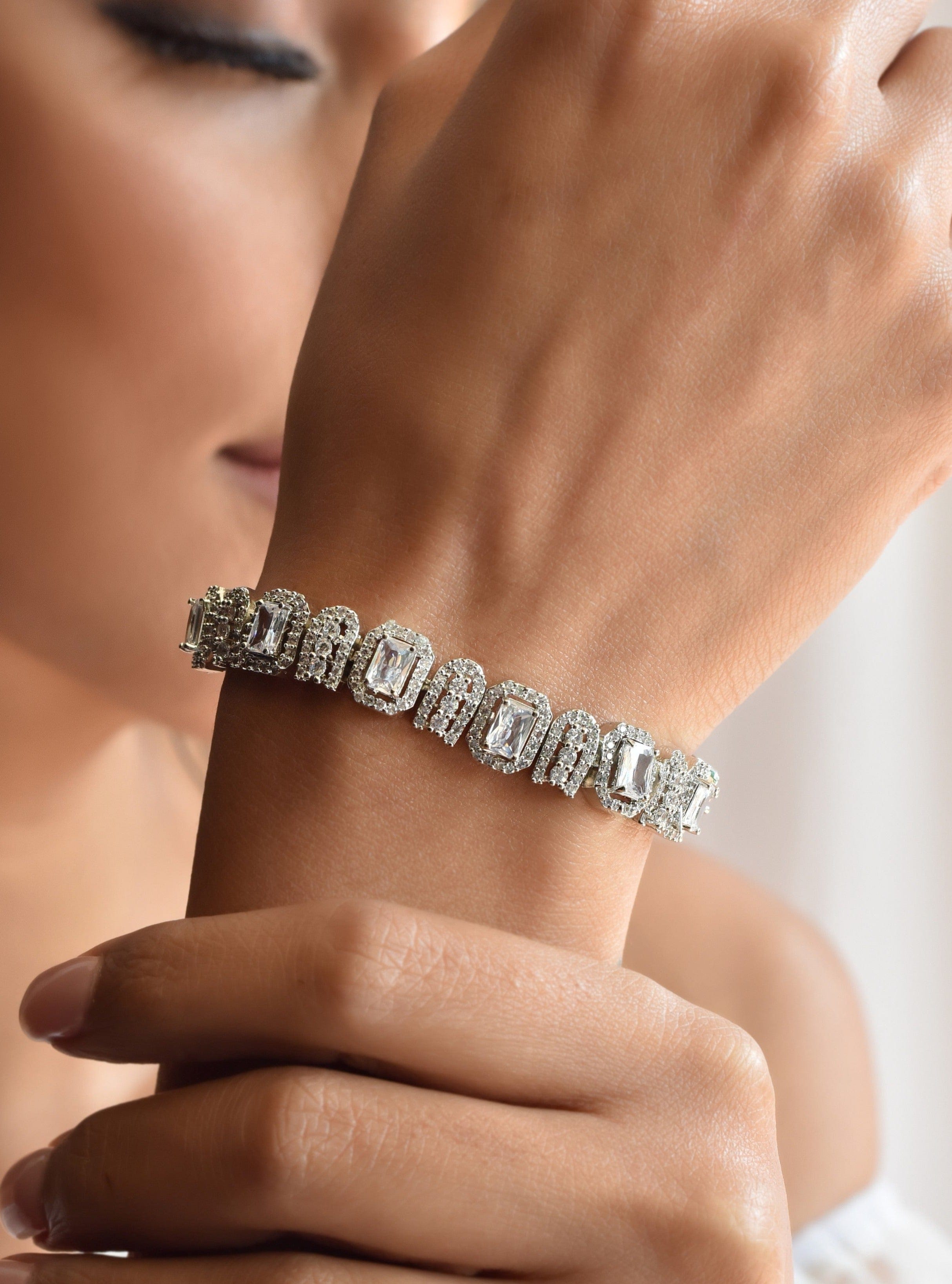 Klissaa Bracelets Vivian Tennis Bracelet