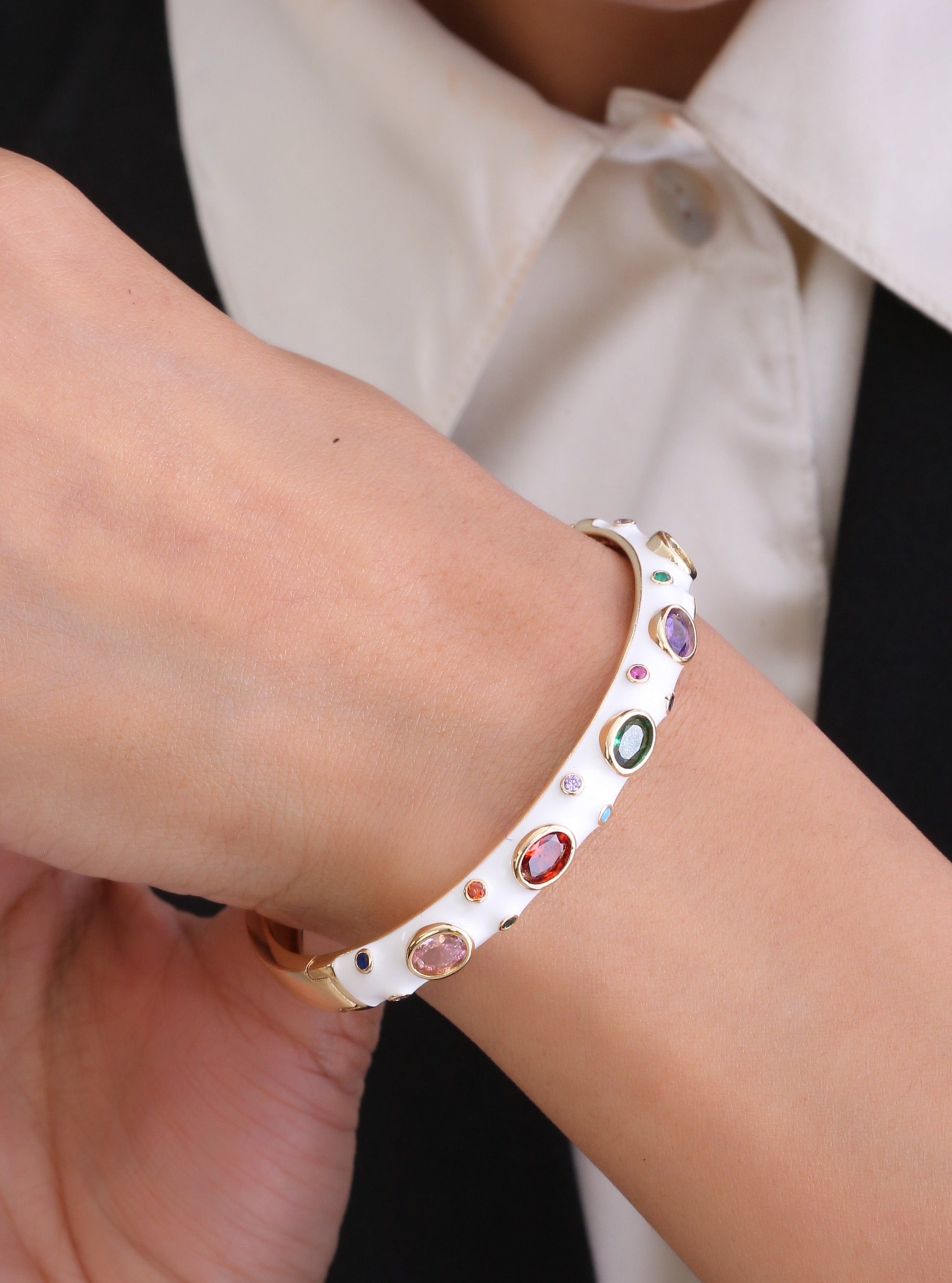 Klissaa Bracelets White Rainbow Bangle