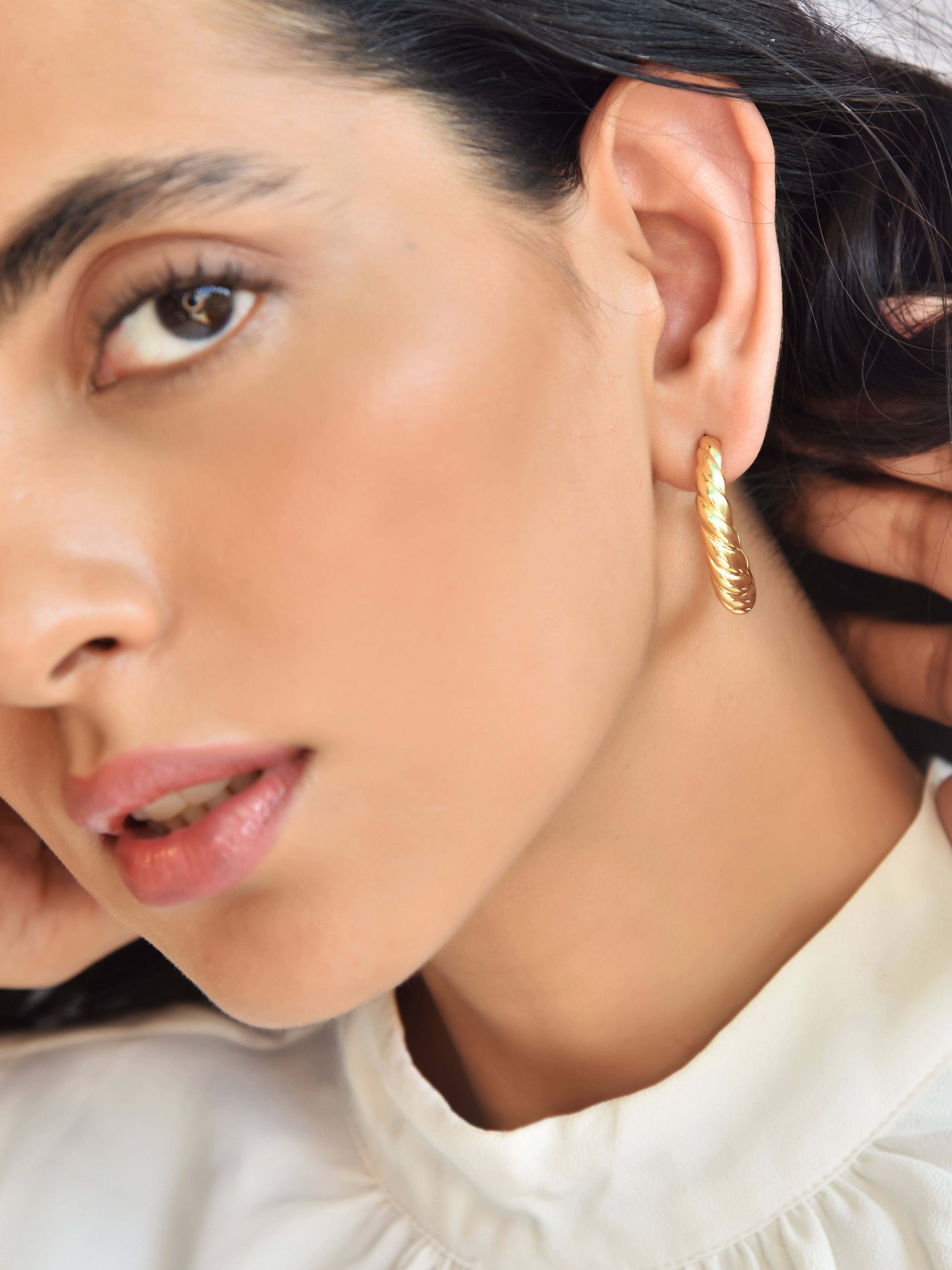 Klissaa Earrings Croissant Hoops