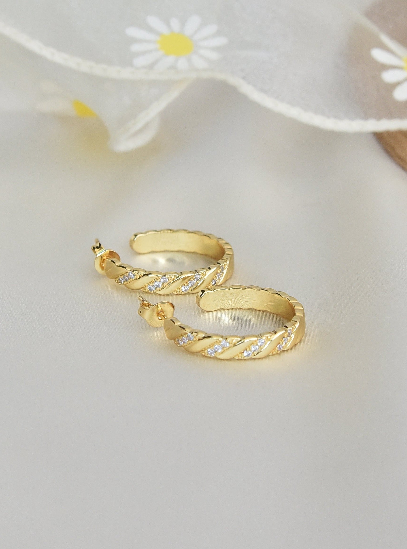 Klissaa Earrings Everyday Classic Hoop Earrings