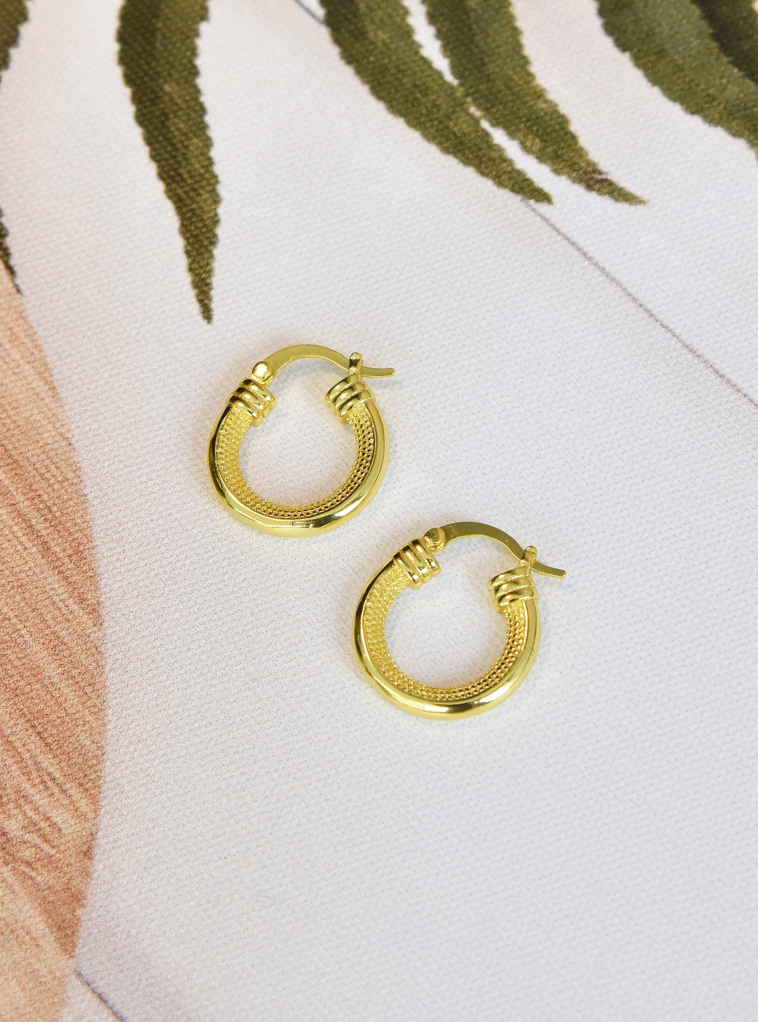 Klissaa Earrings Kairo Gold Hoop Earrings