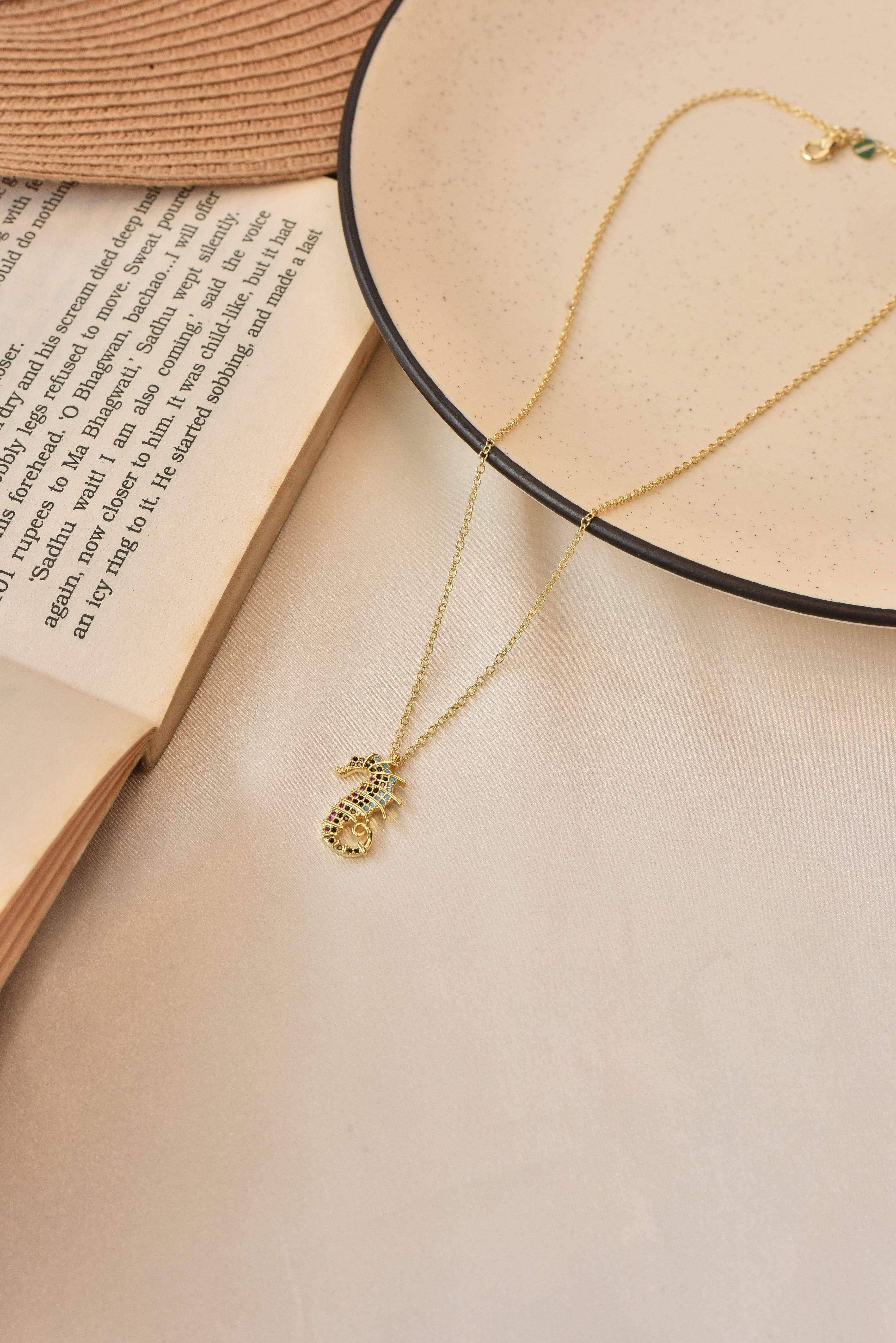 Klissaa Klissaa Sea Horse Pendant Necklace