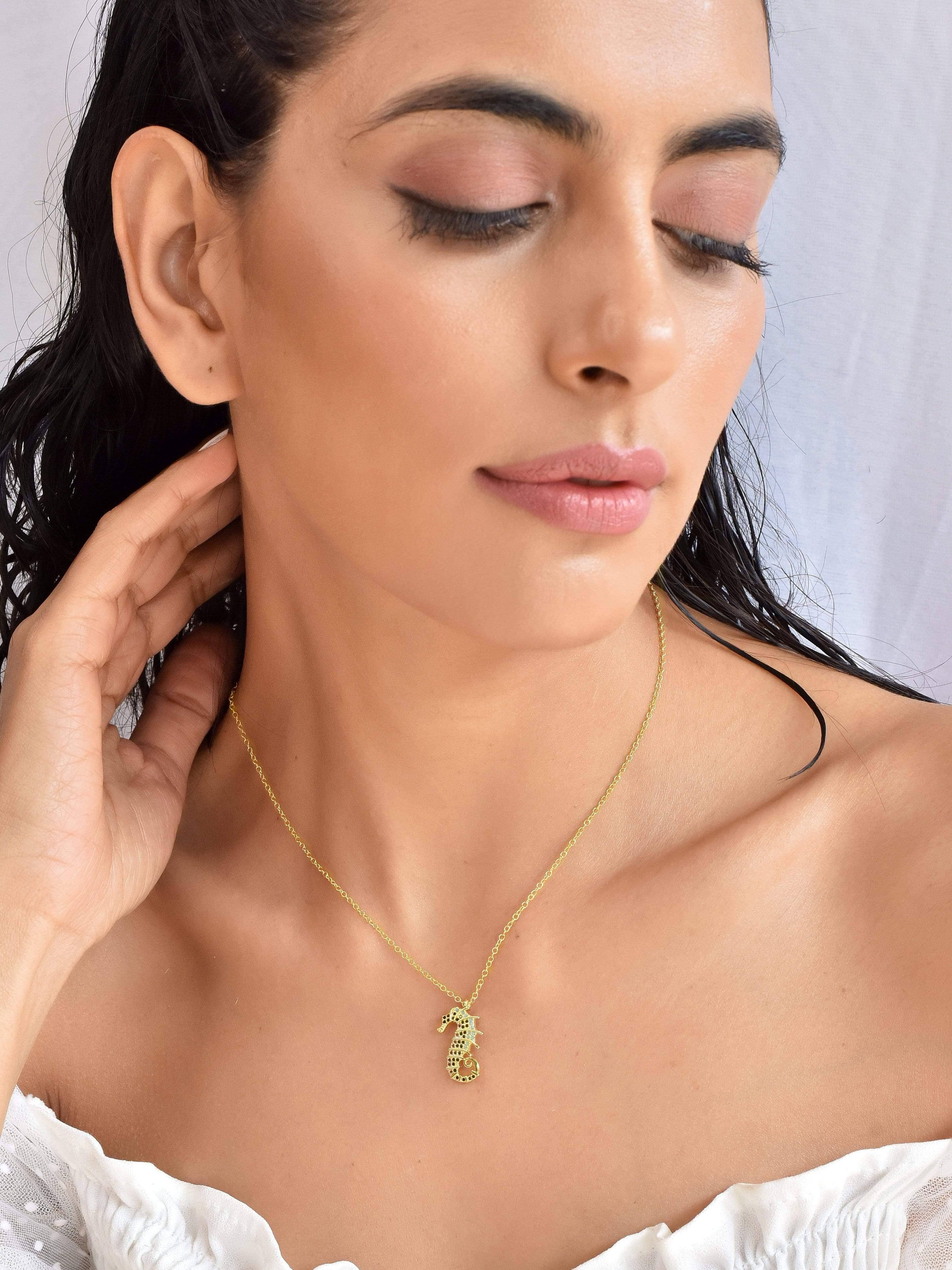 Klissaa Klissaa Sea Horse Pendant Necklace