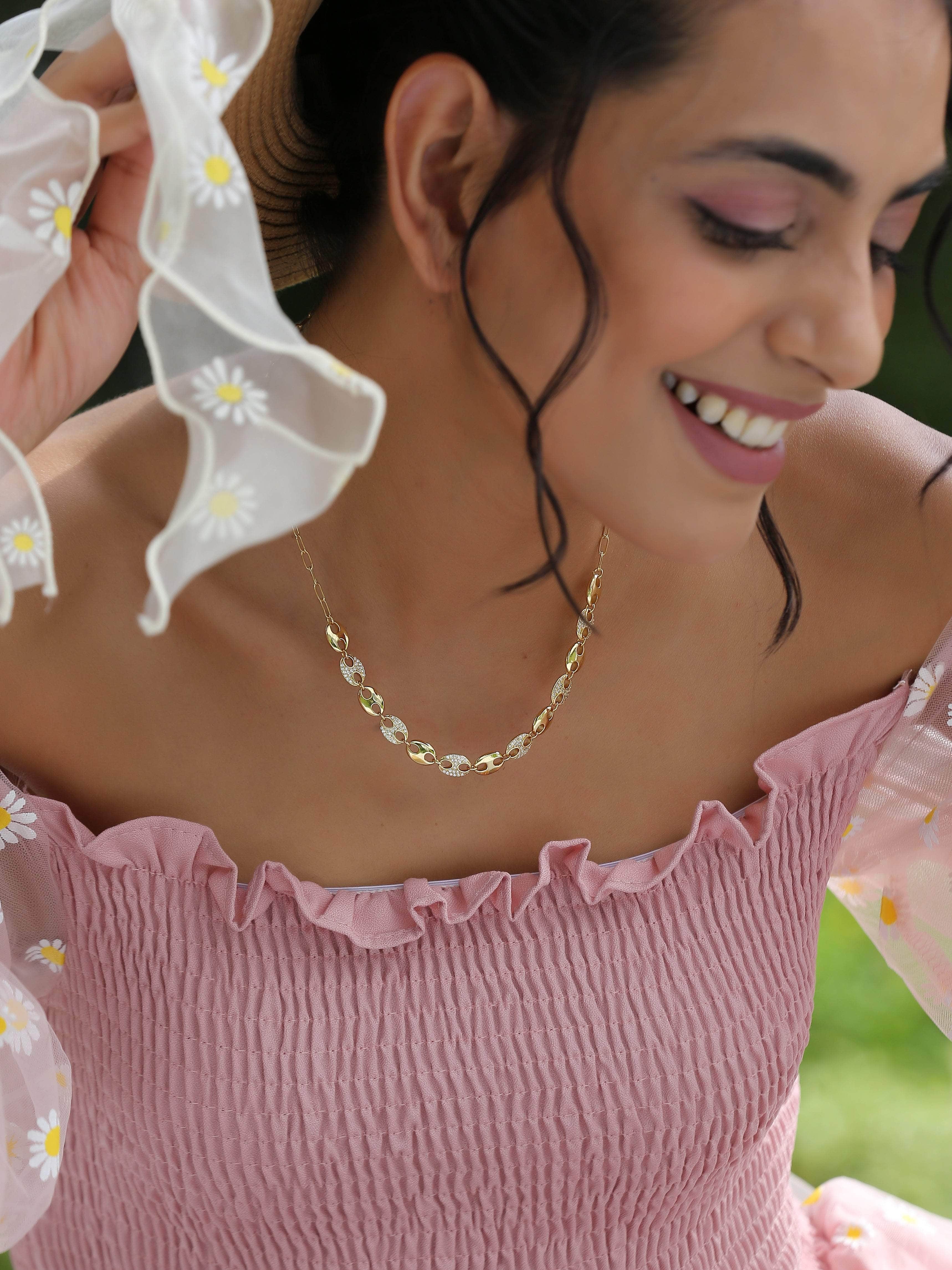 Klissaa Necklaces Patricia Gold Necklace