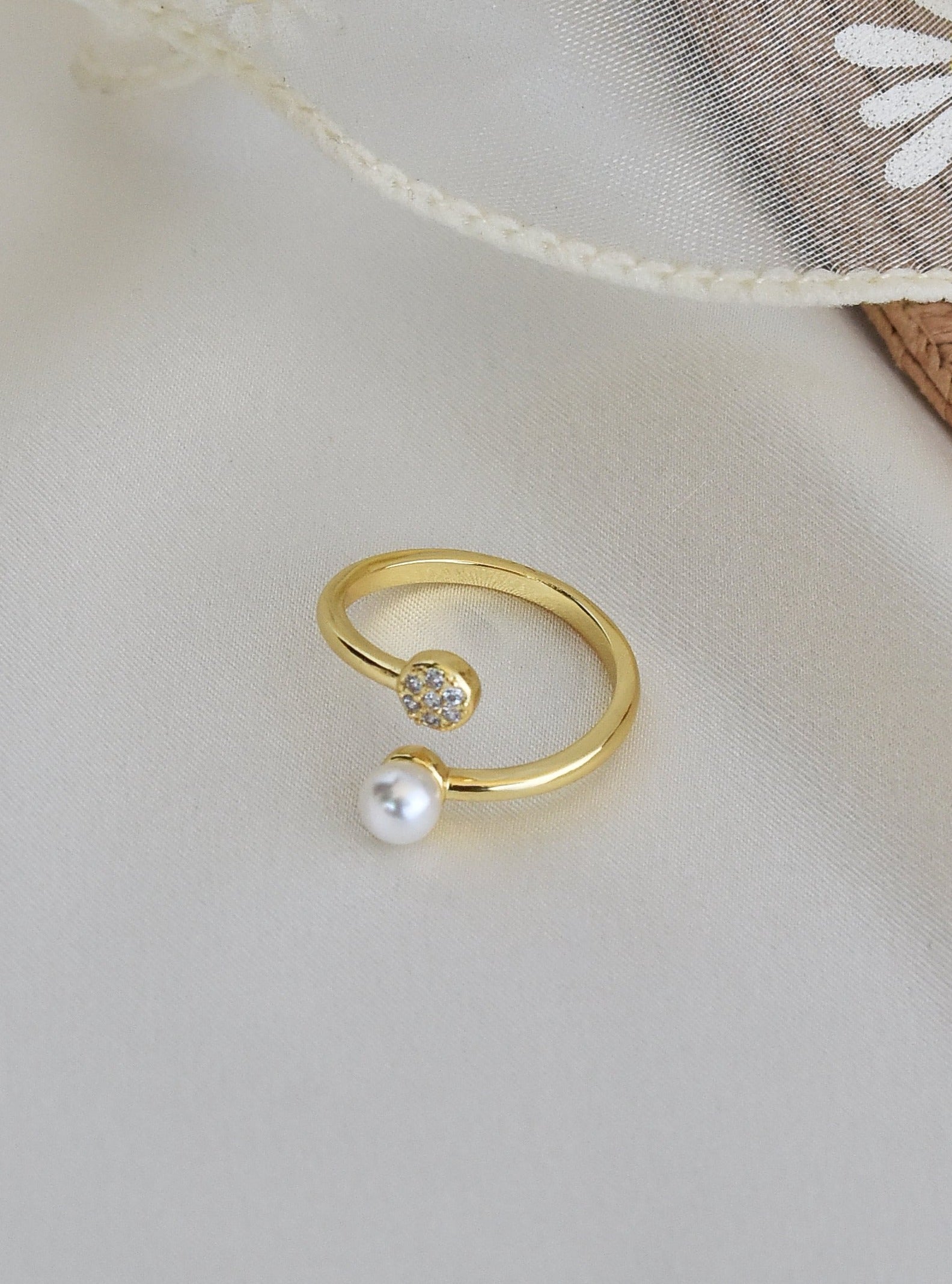 Klissaa Rings Pearlite Ring
