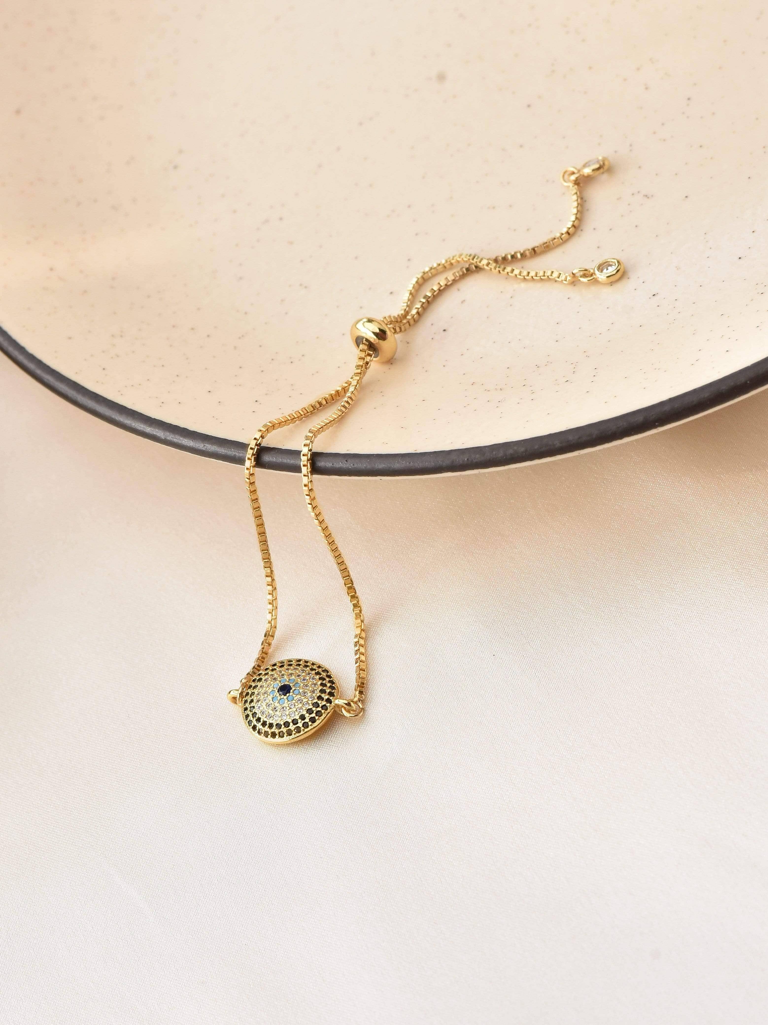 Klissaa Vembley Round Evil Eye Bracelet