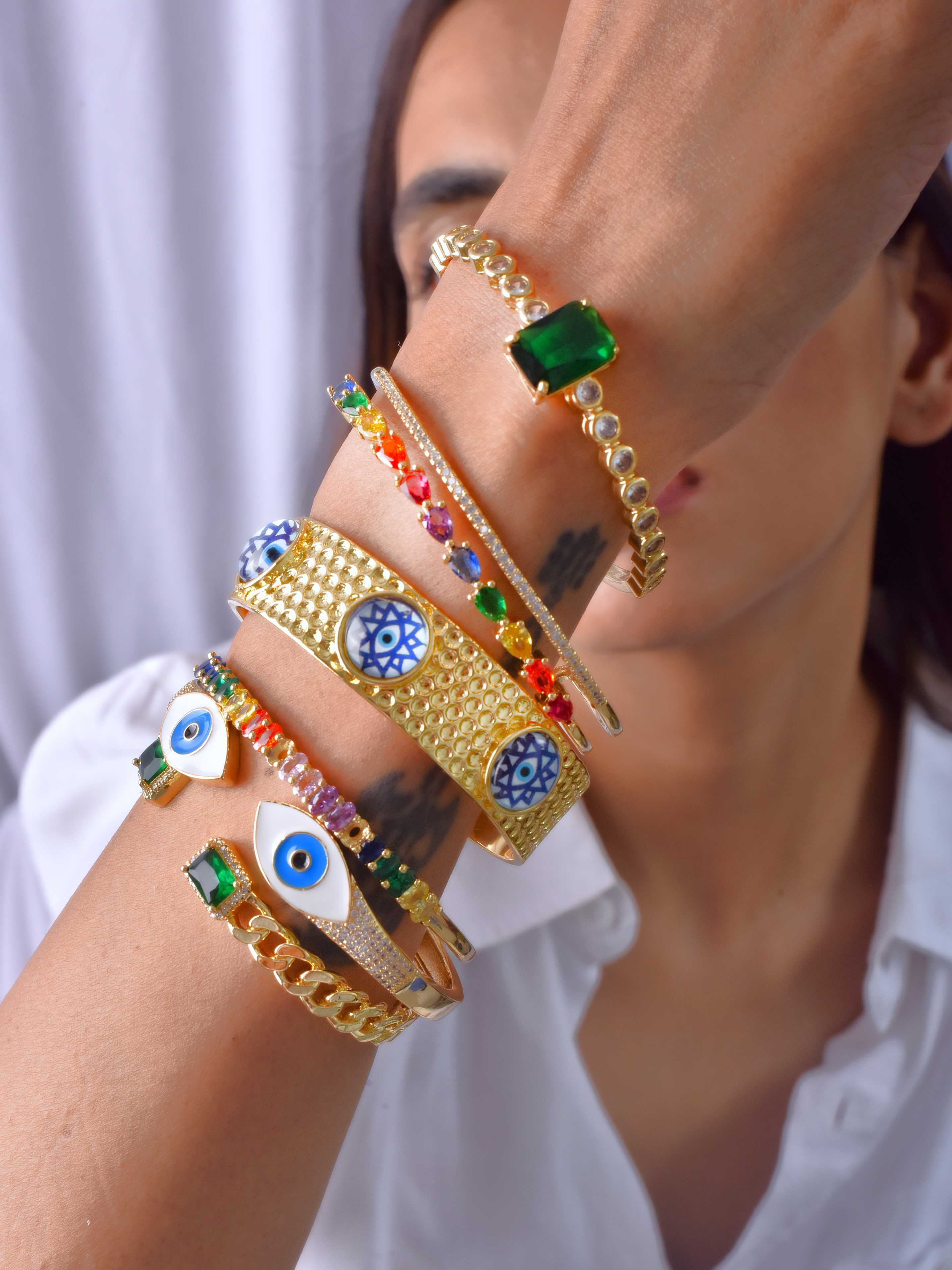 STYLISHLY ACCESSORIZE WITH NEW BRACELETS