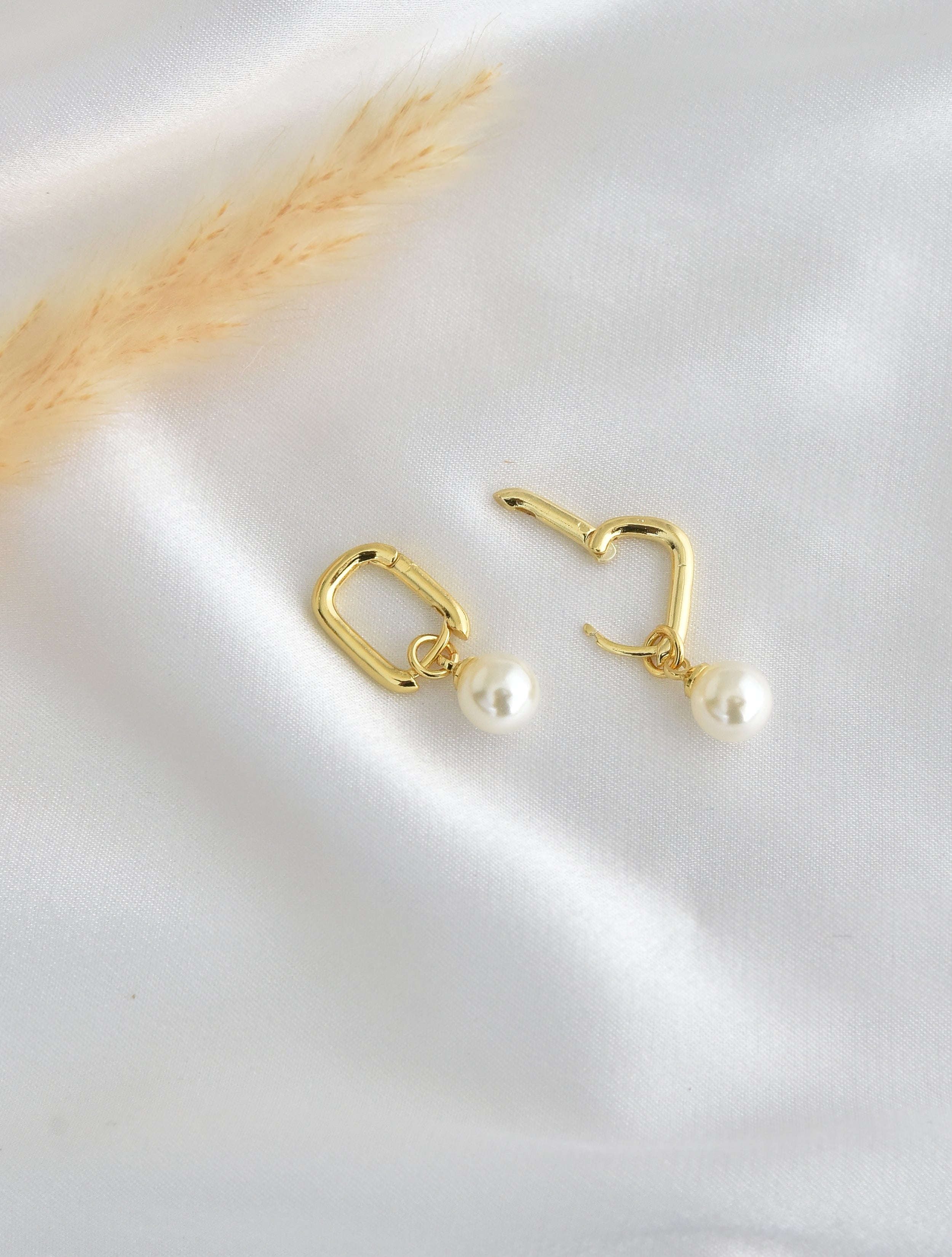 Rectangular Pearlite Earrings