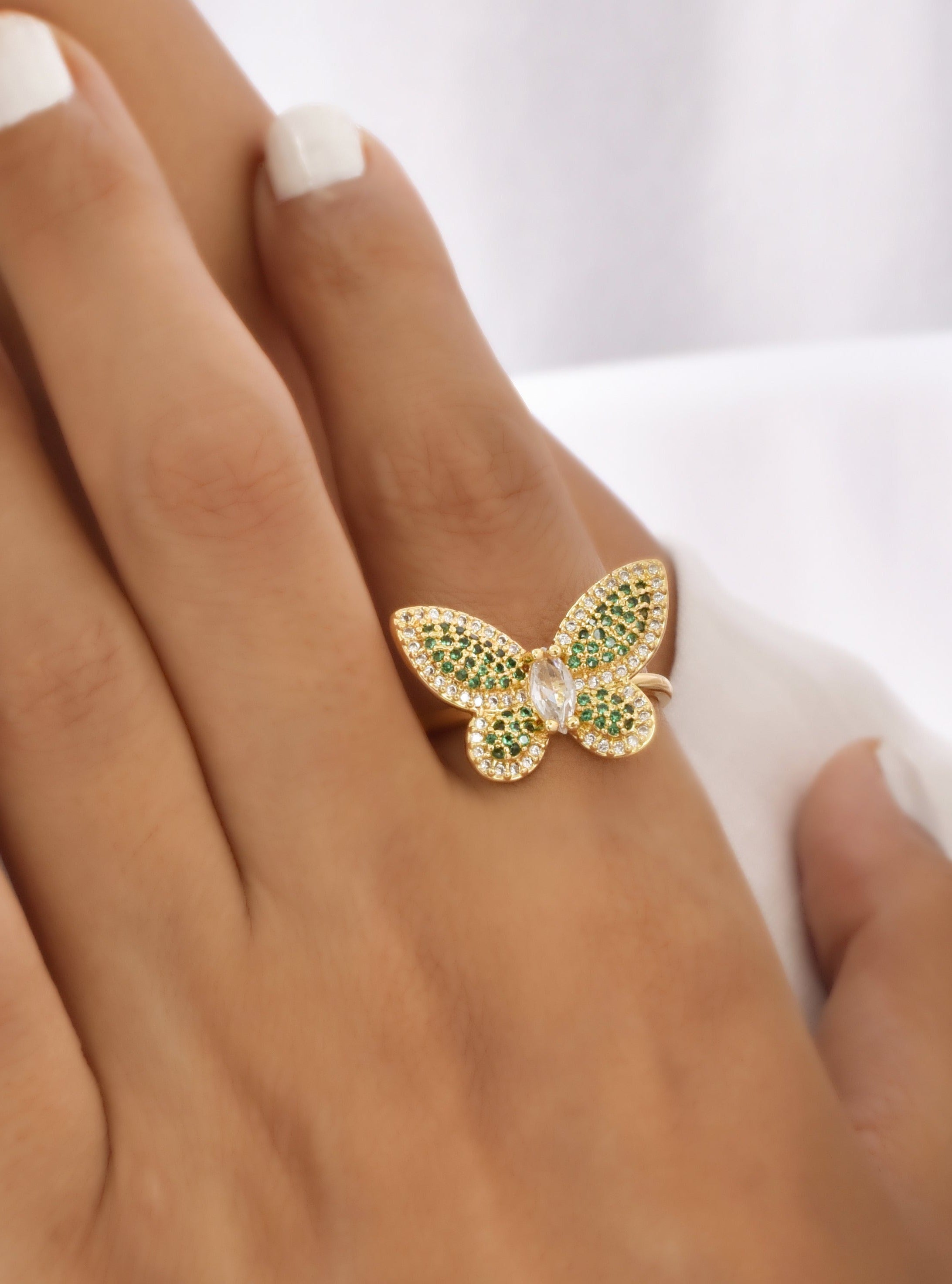 Amyra Butterfly Crystal Ring