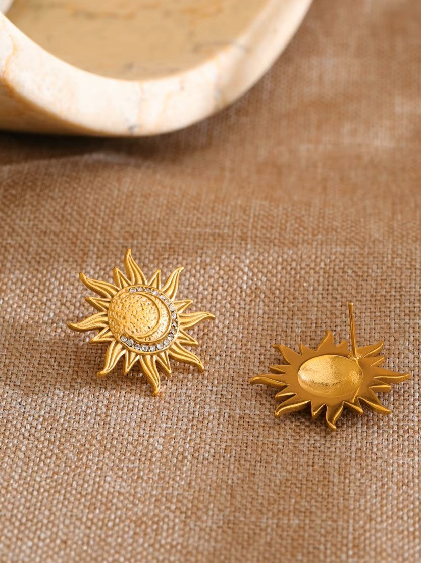 Sunshine Studs