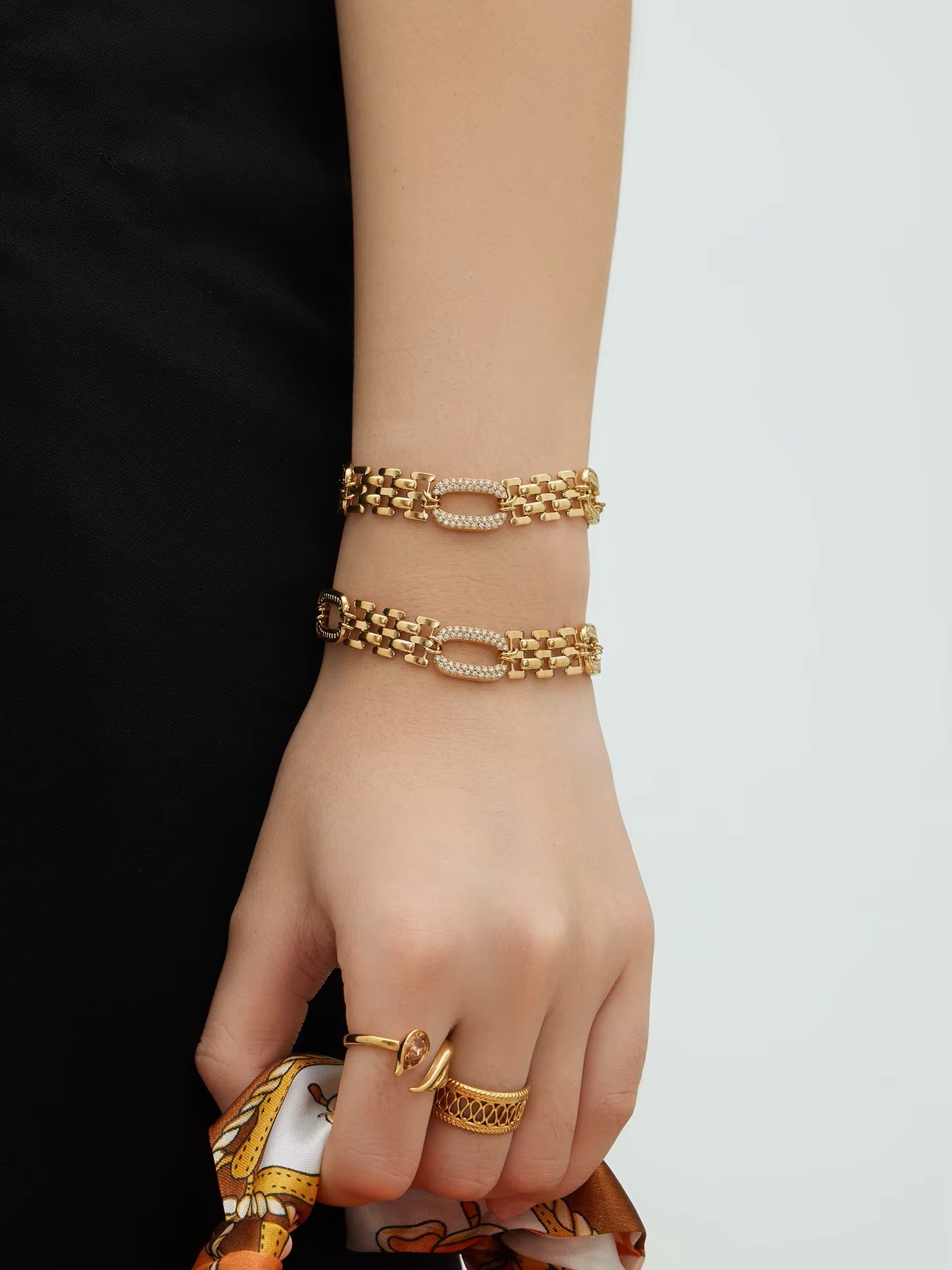 Klissaa Demi Fine Bracelet