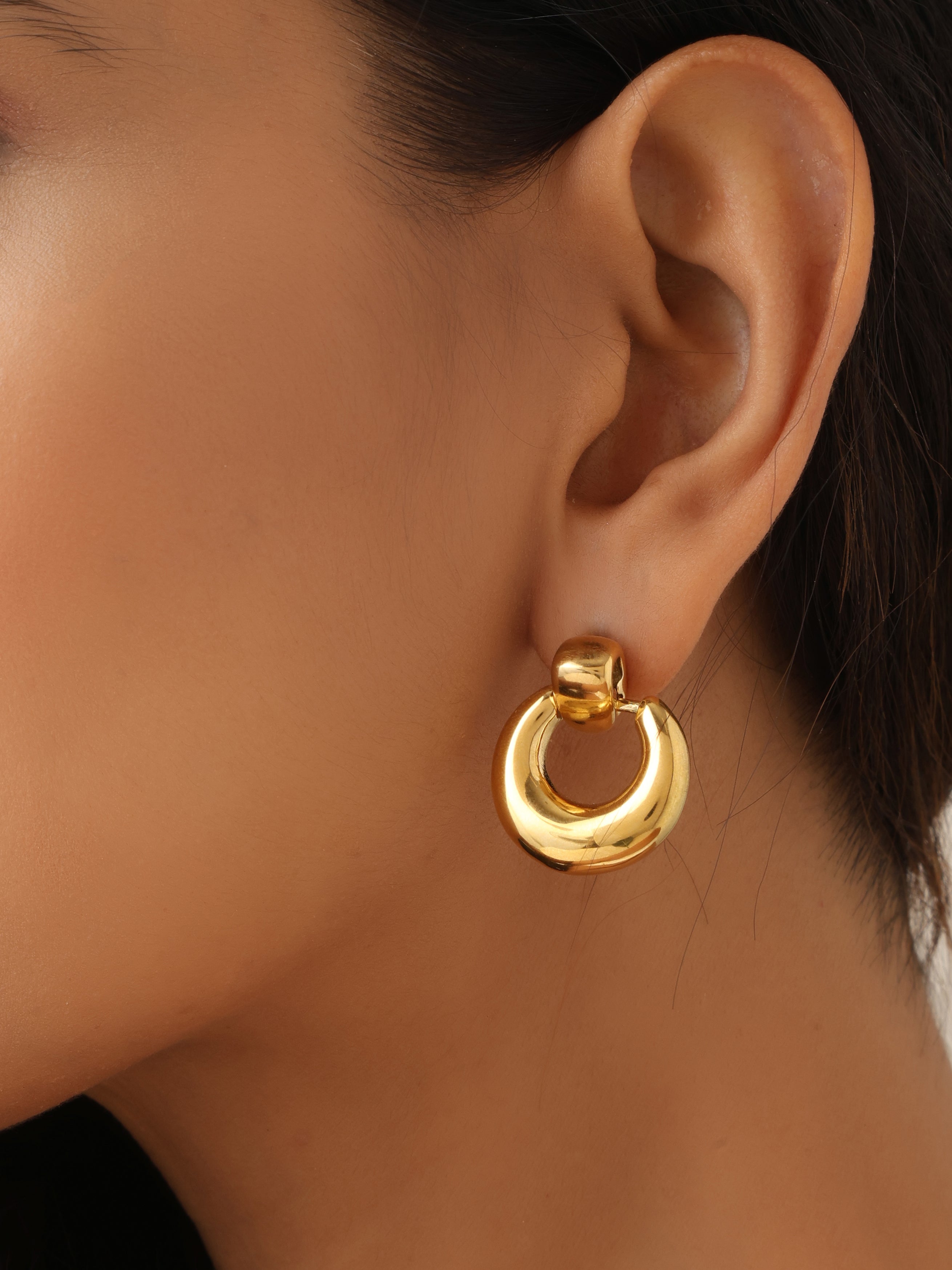 Gigi Hoops