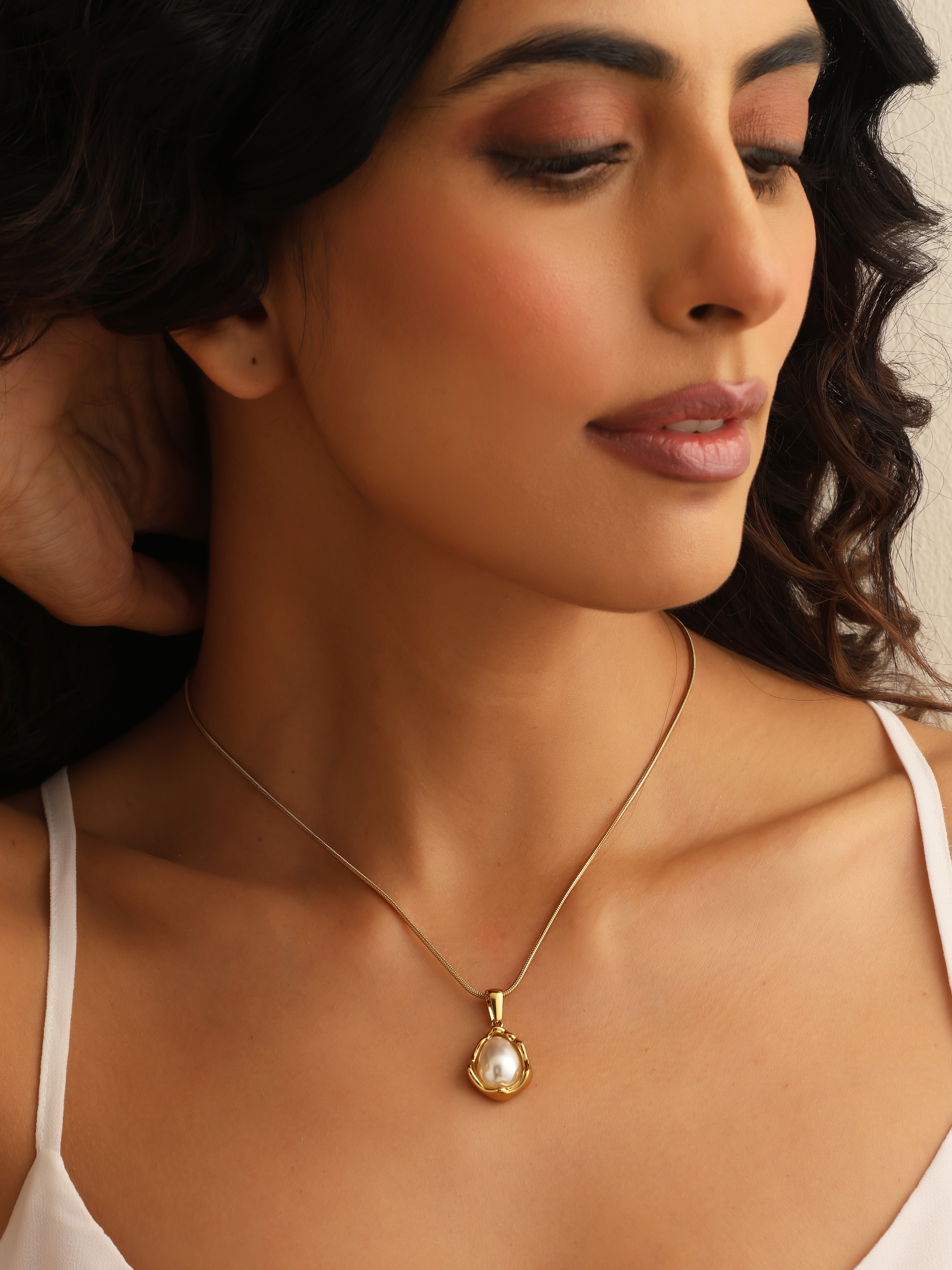 Maizy Necklace