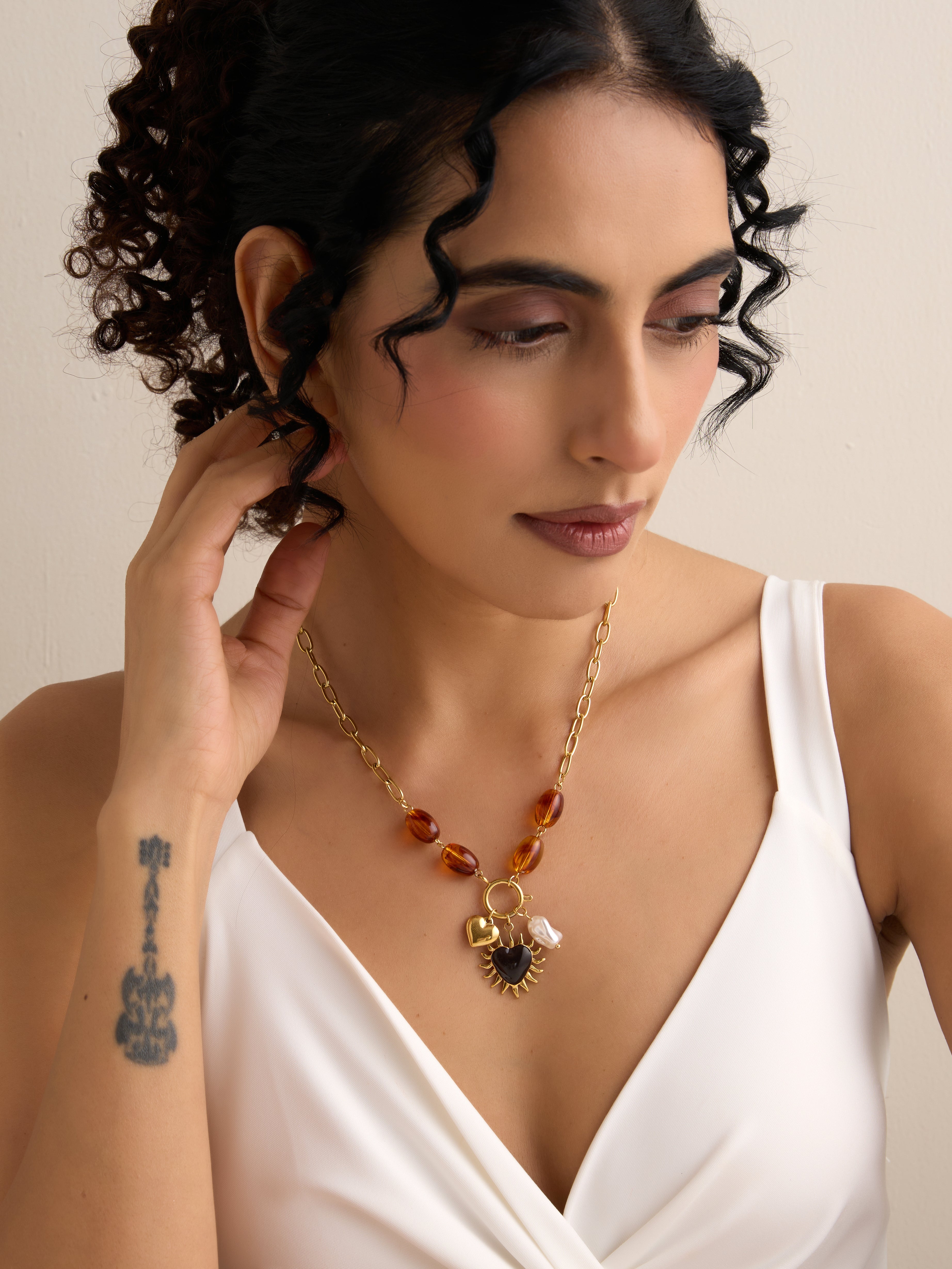 Amber Natural Stones Heart Necklace