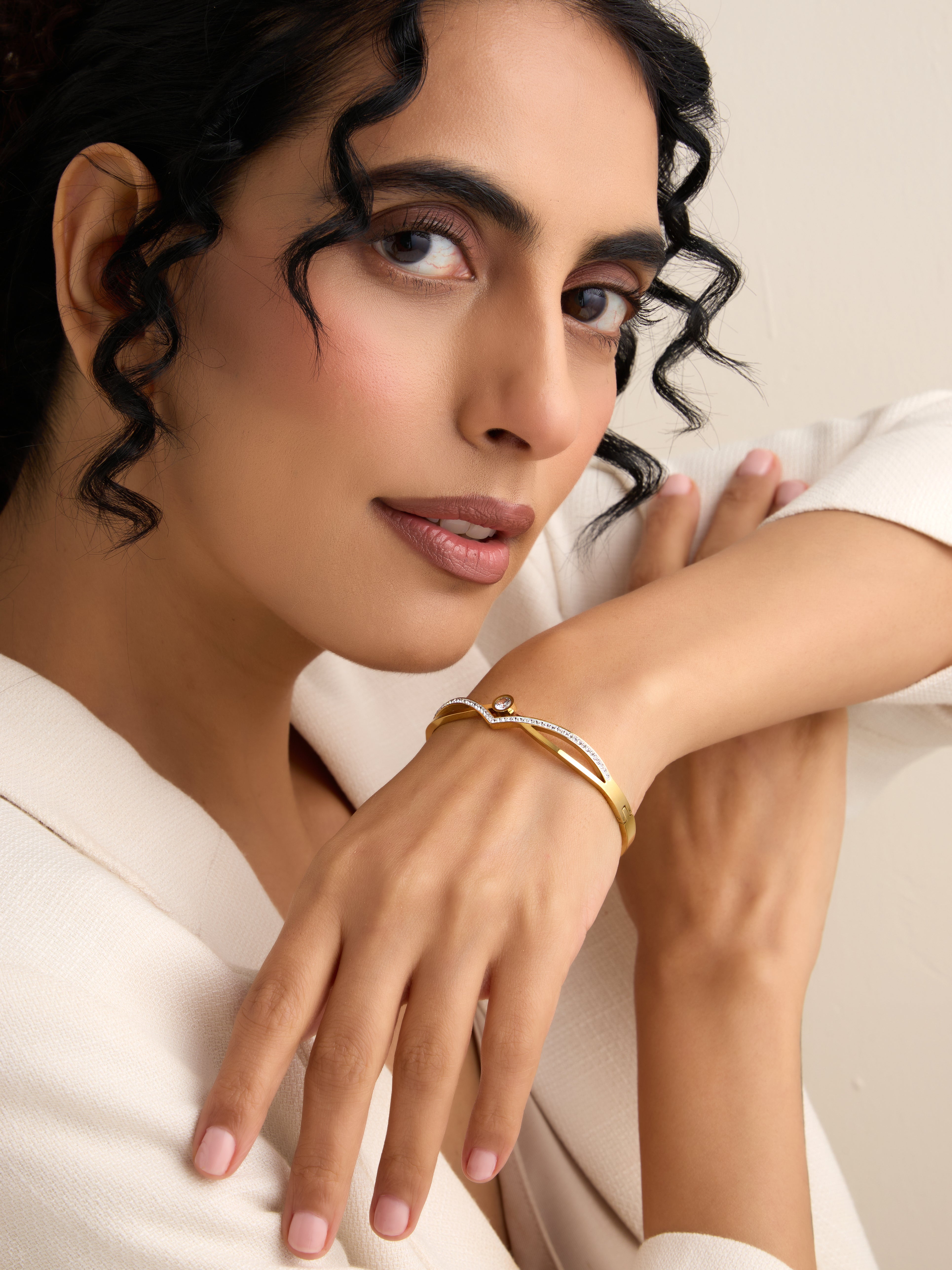 Twilight Curve Bangle