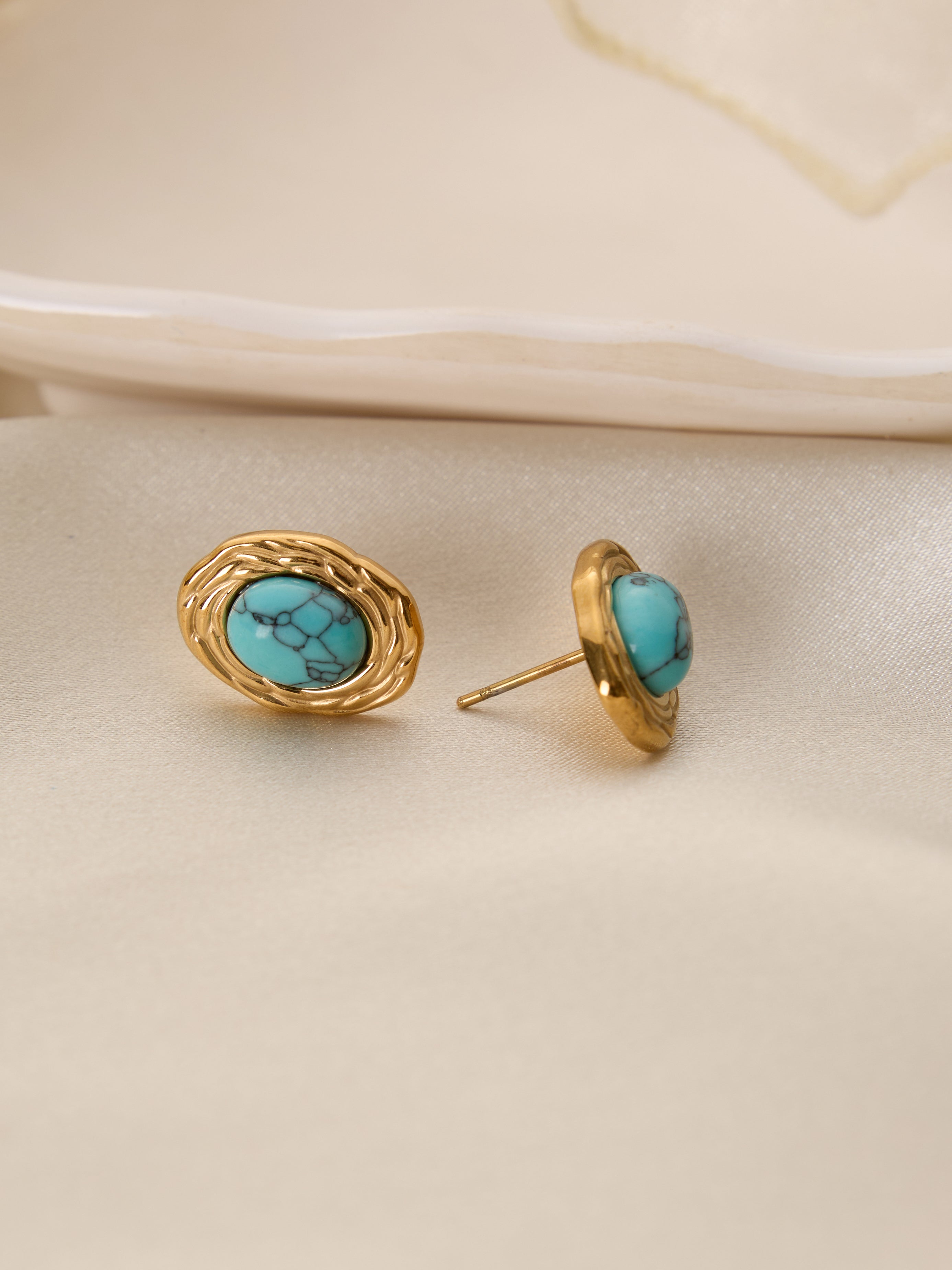 Vintage Turquoise Studs