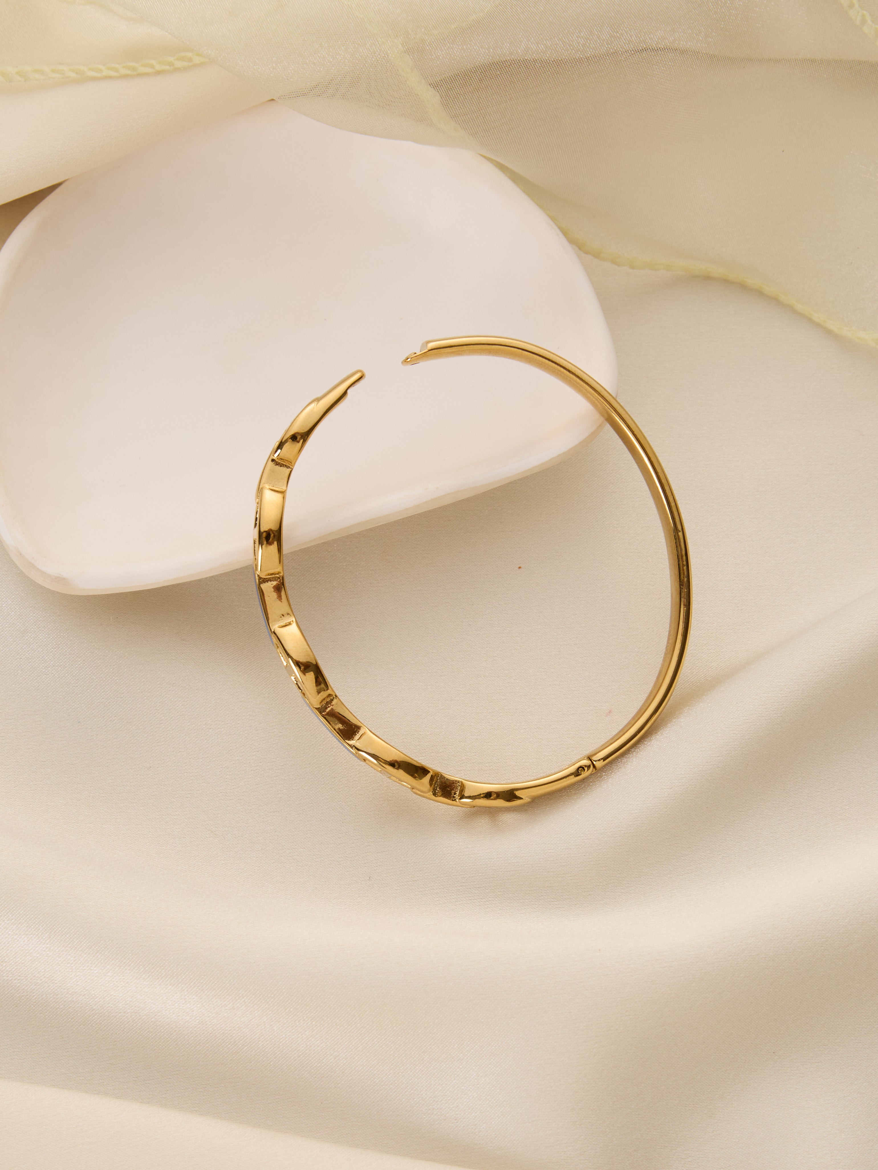 Ocean Link Luxe Cuff