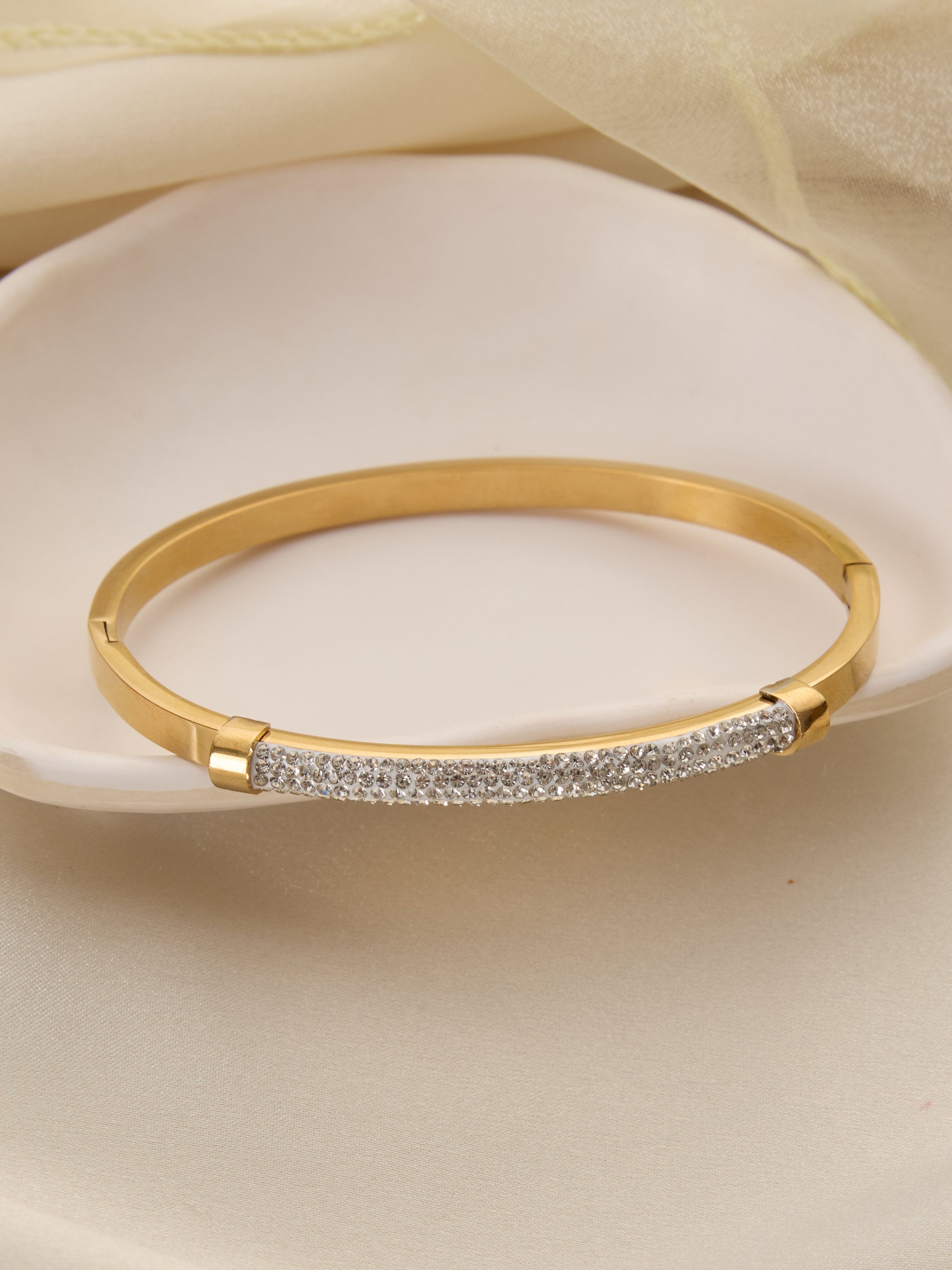 The Swarovski Curve