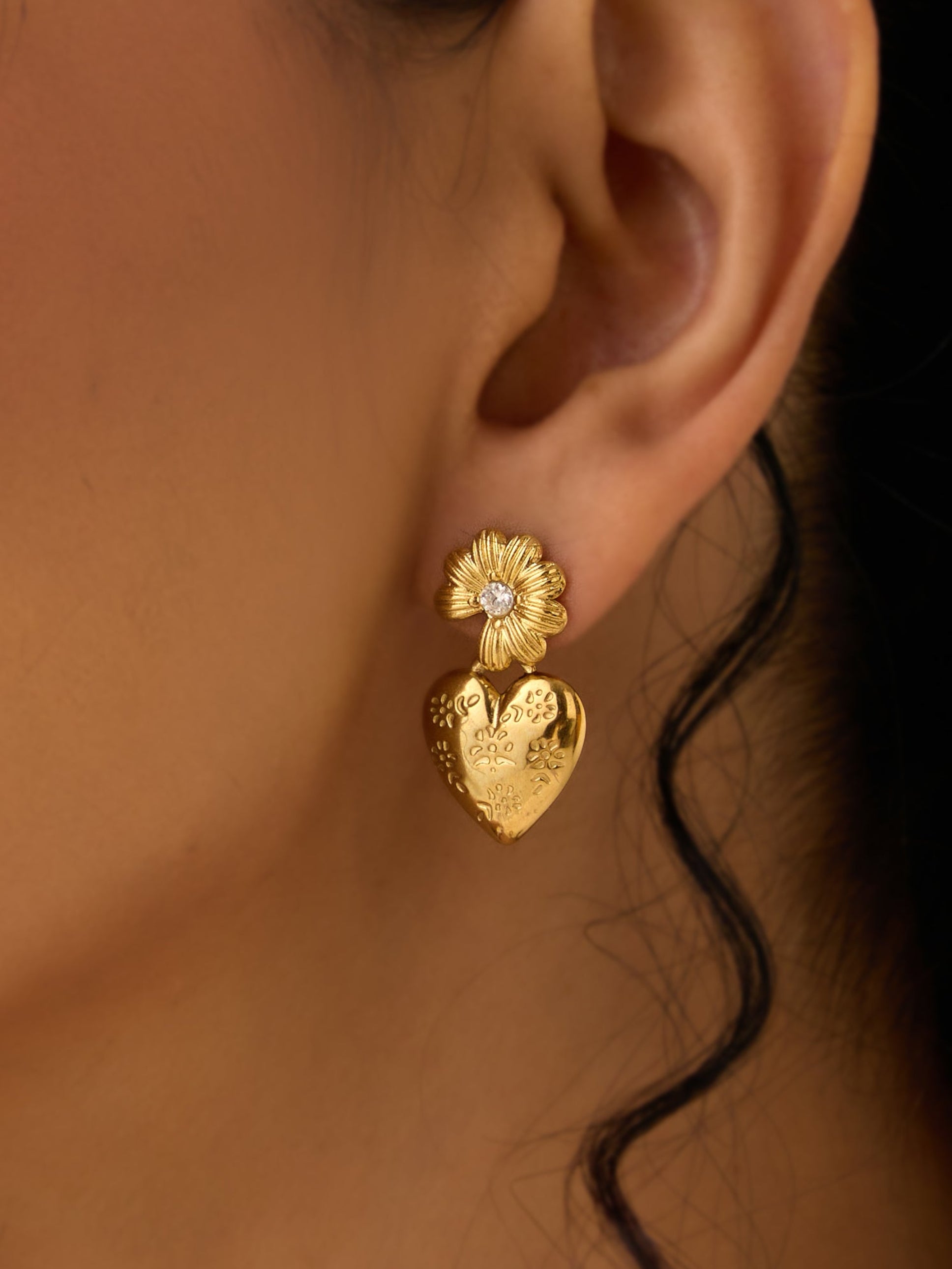 Daisy Heart Earrings