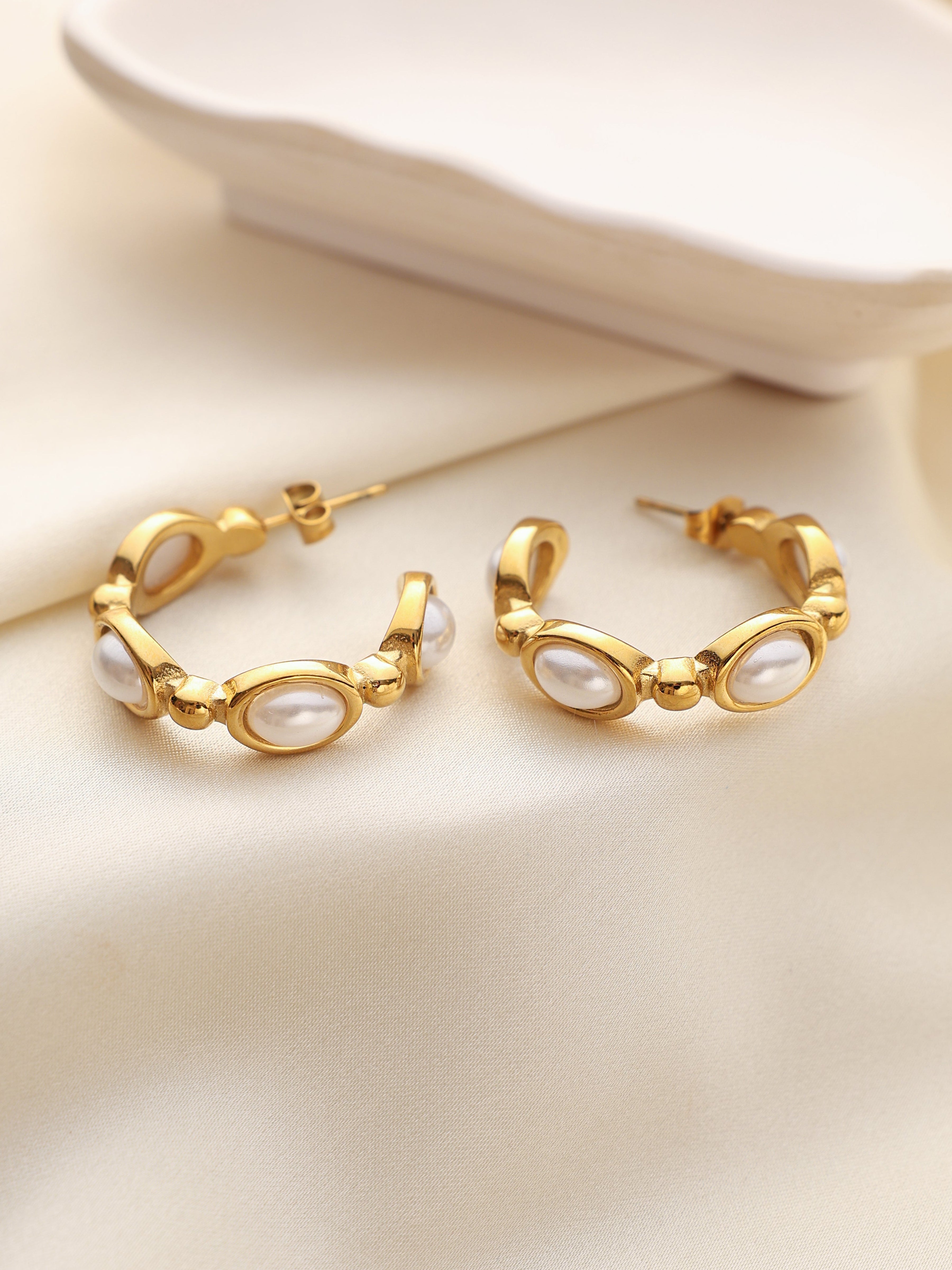 Oval Pearl Hoops