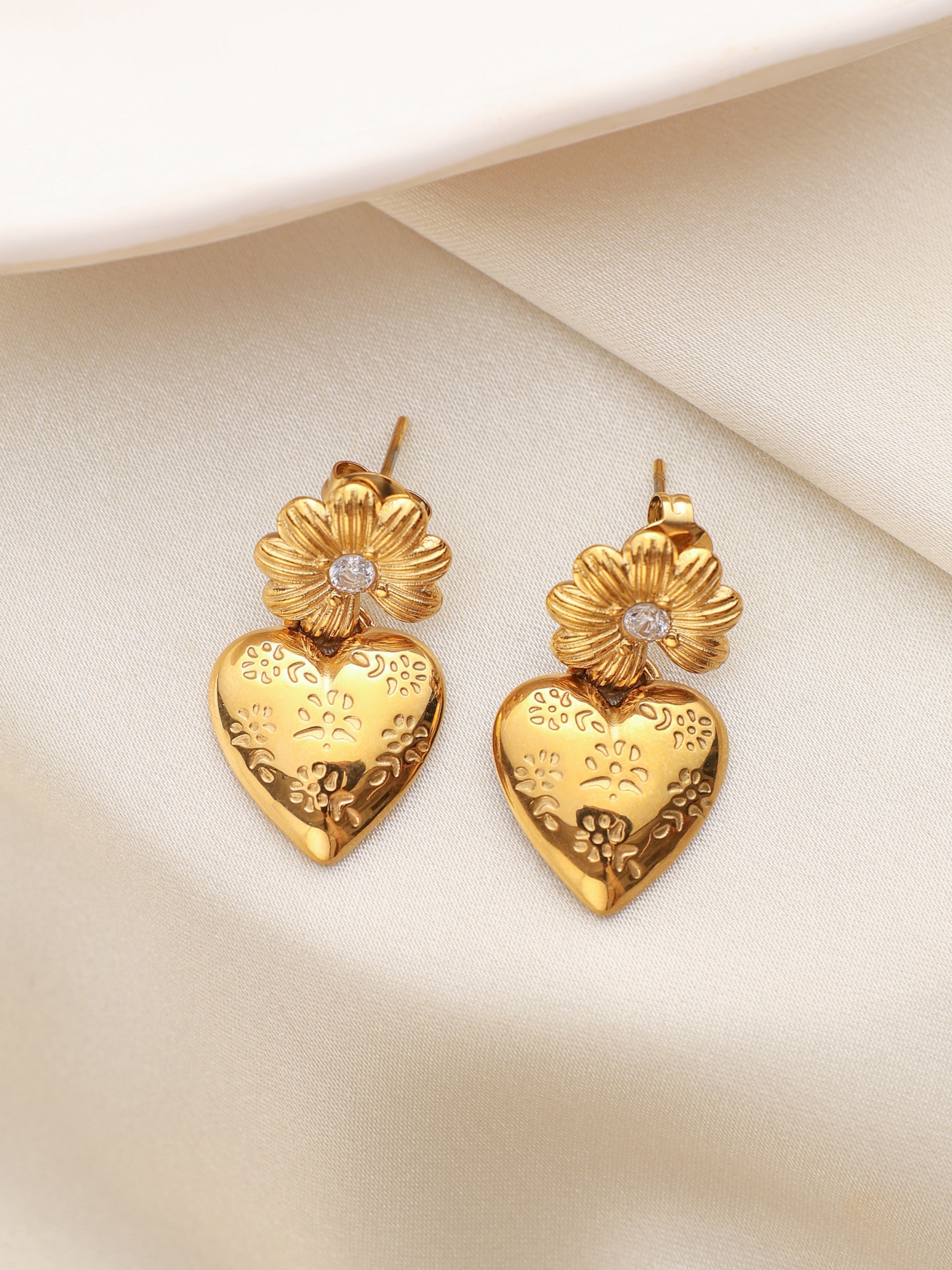 Daisy Heart Earrings