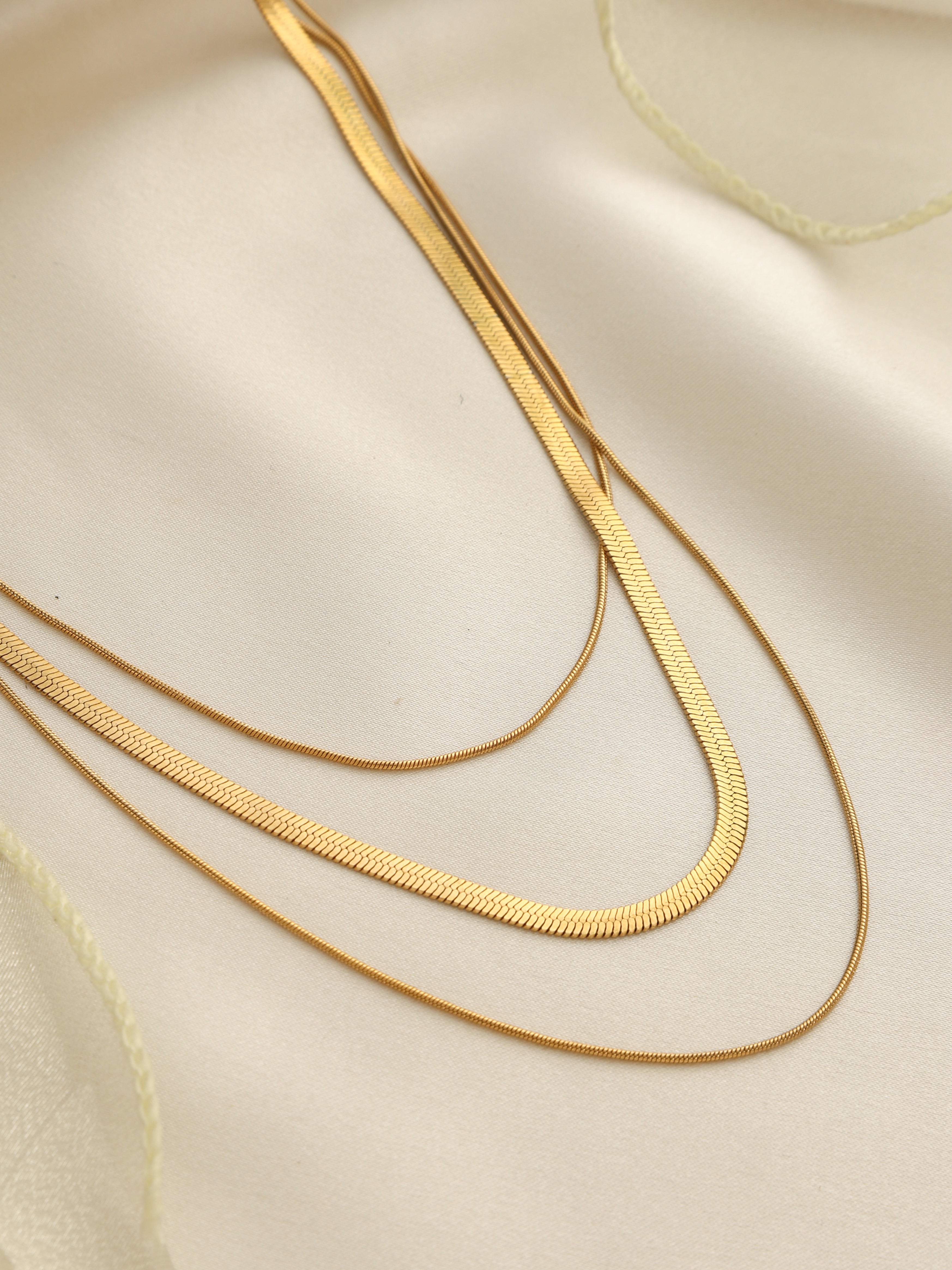 Waterproof 3 Layer Snake Necklace