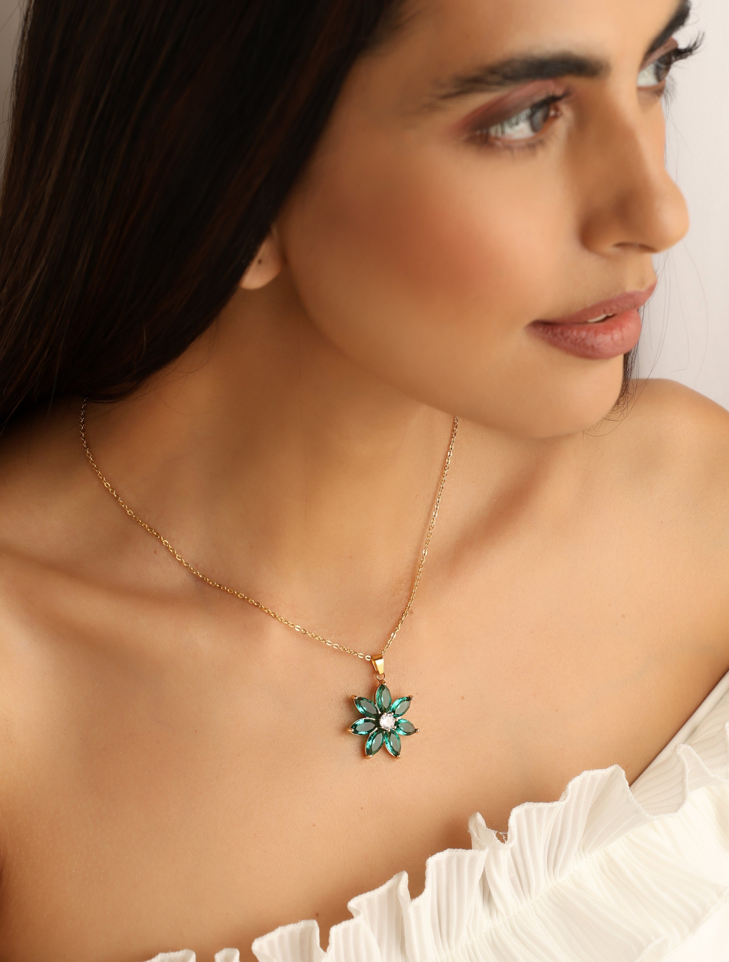 Floral Emerald Necklace