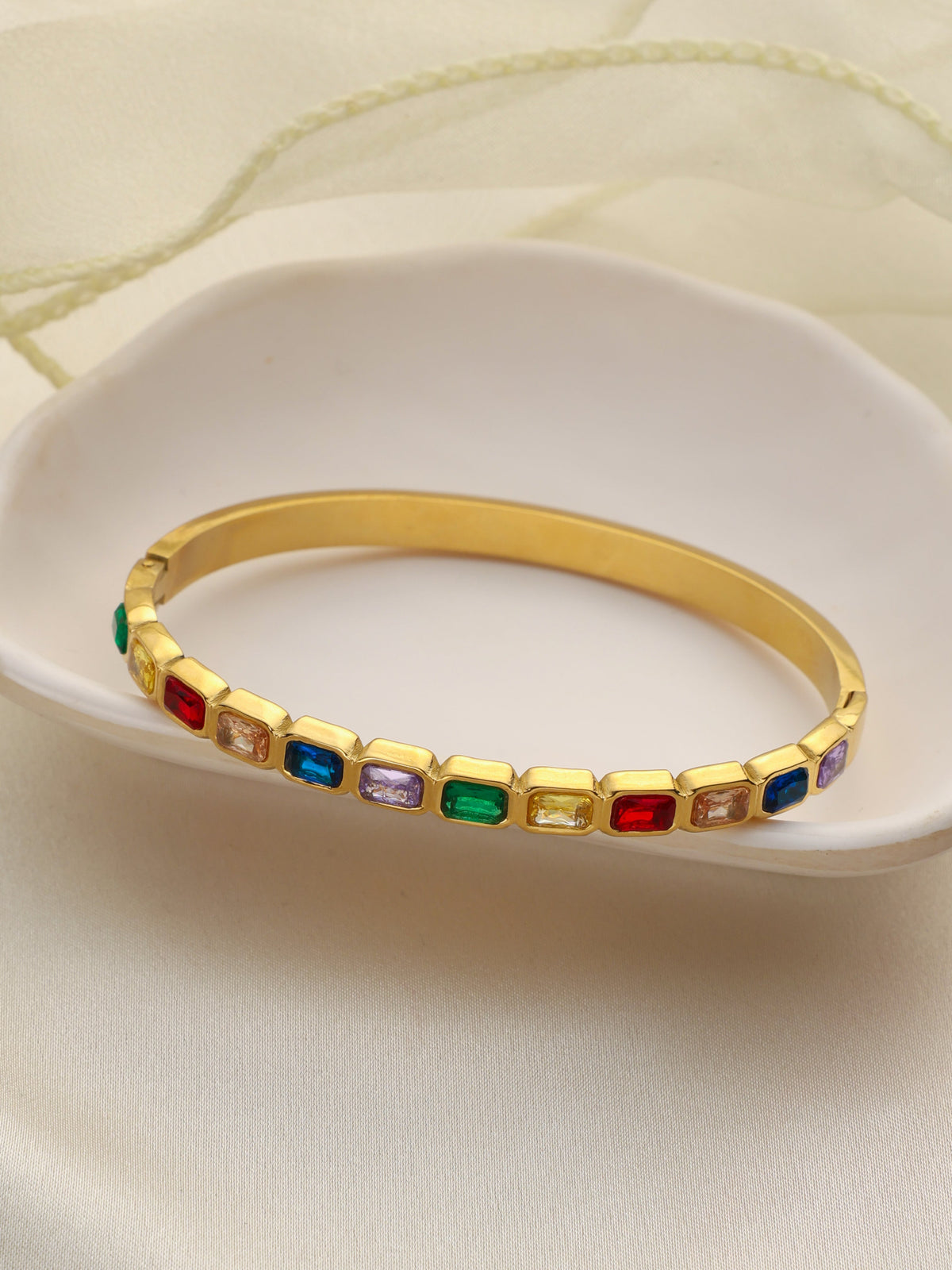 demifine bangles