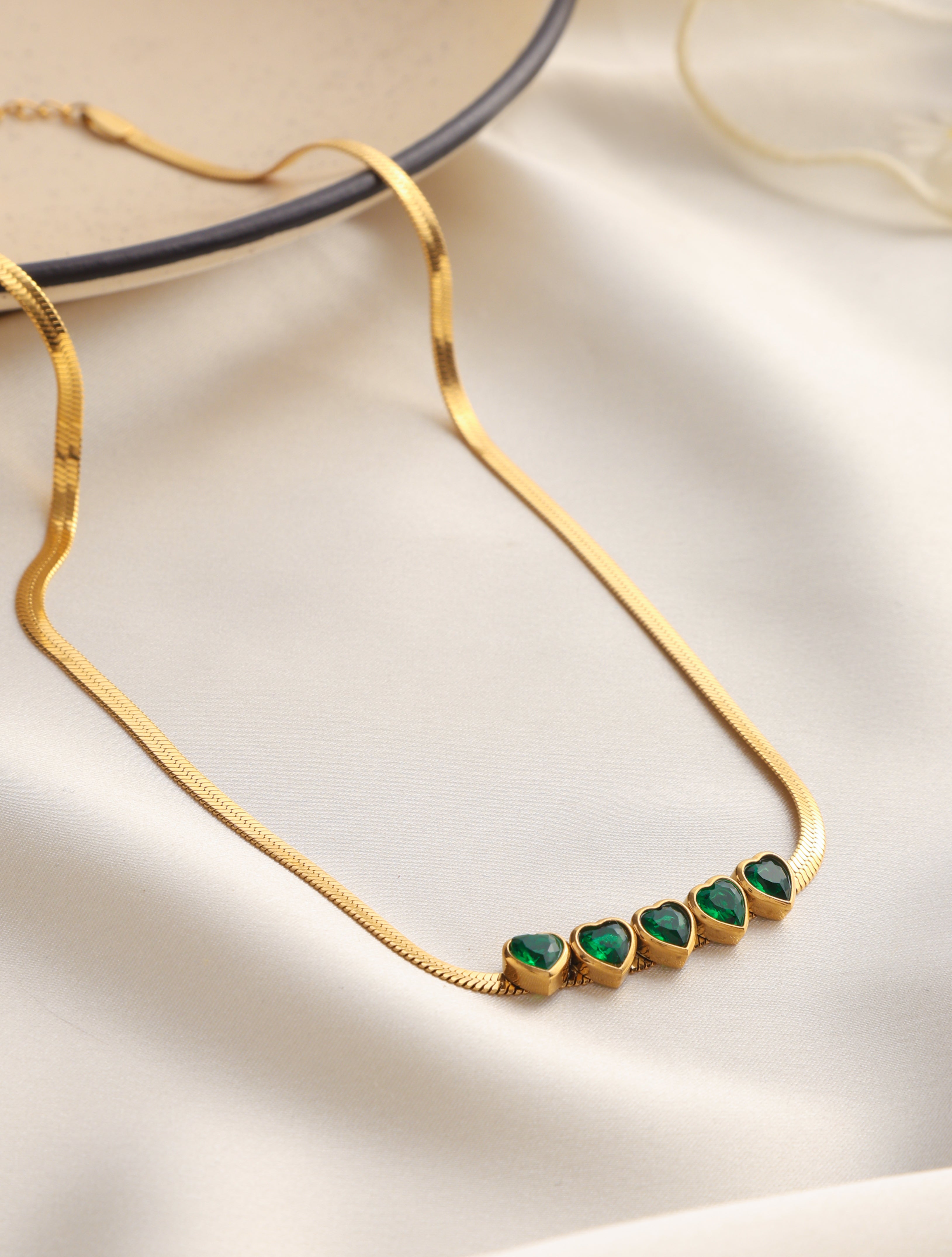 Emerald Hearts Zip Necklace