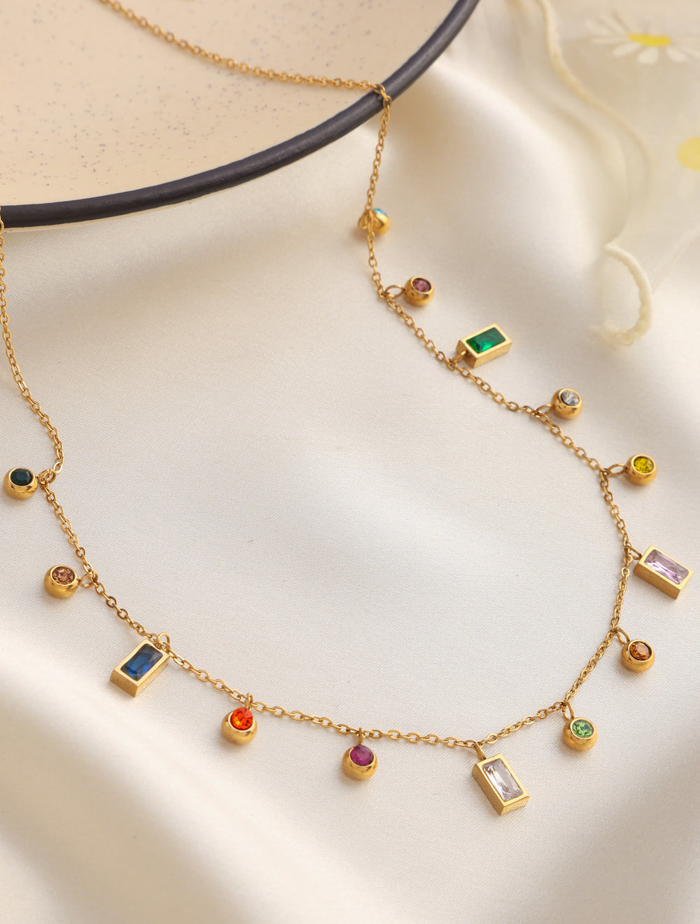 COLORED STONE NECKLACE