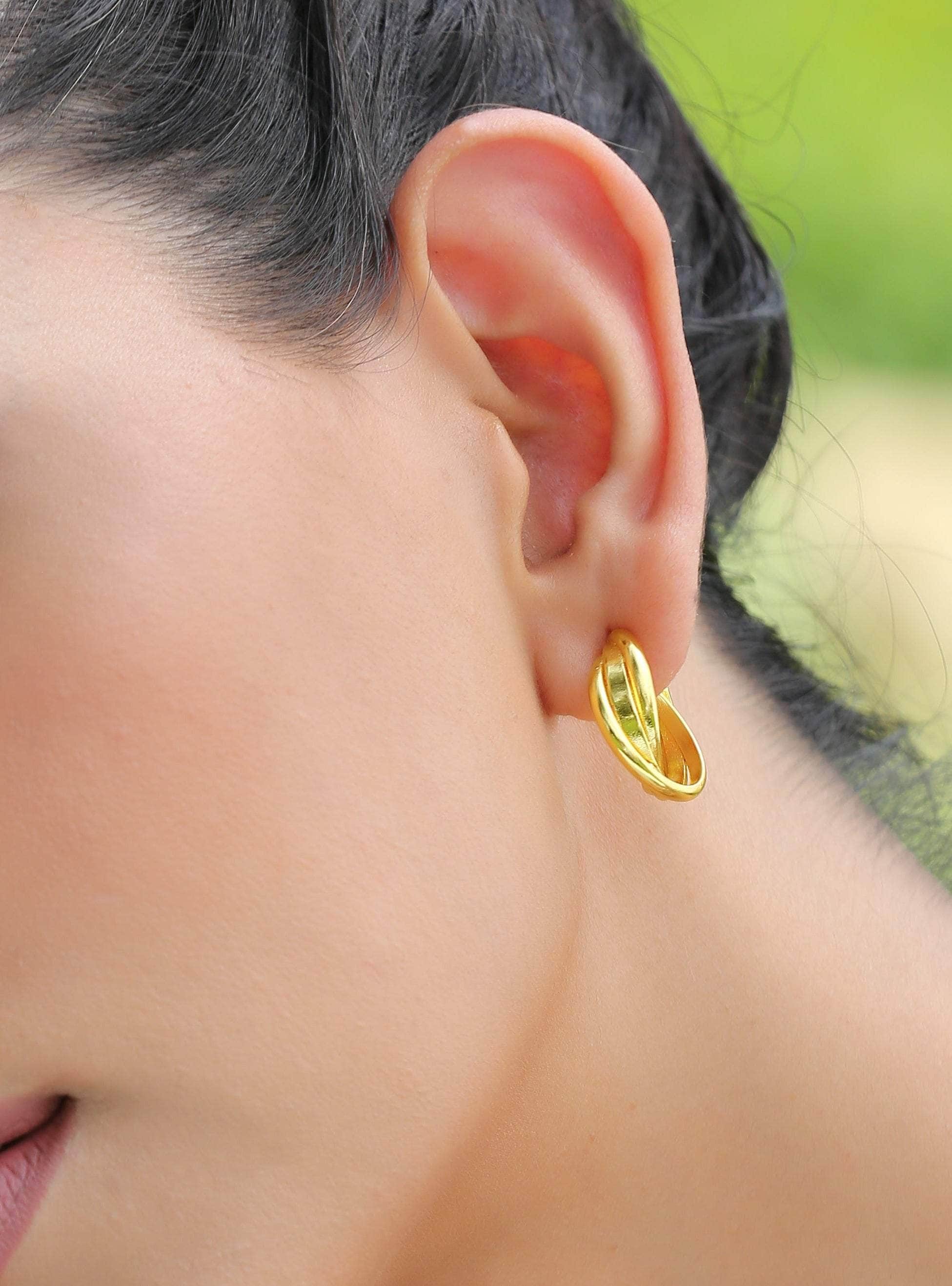 Klissaa Earrings Chic Gold Twisted Hoop Earrings