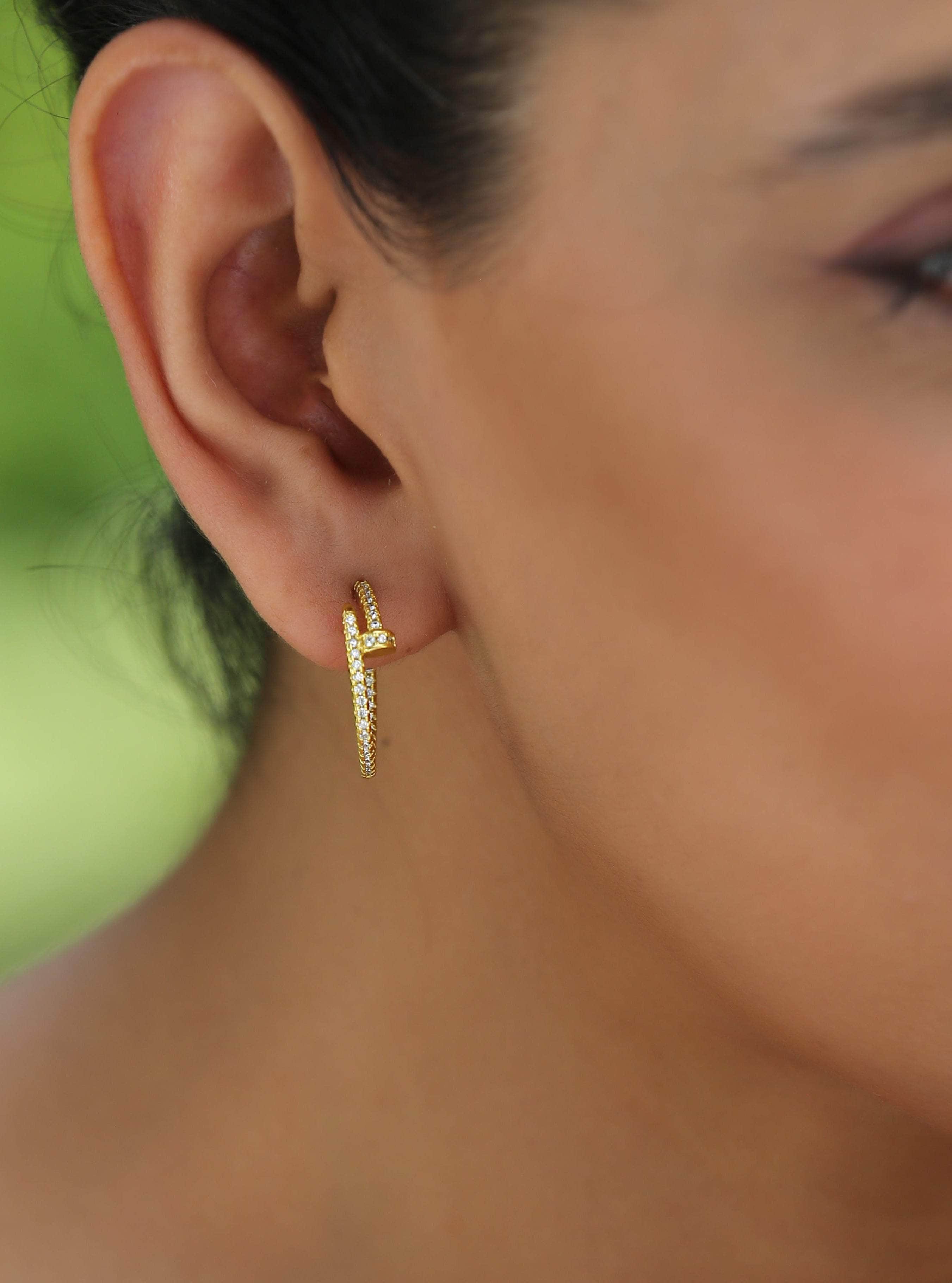 Klissaa Earrings Gold Frida Hoop Earrings